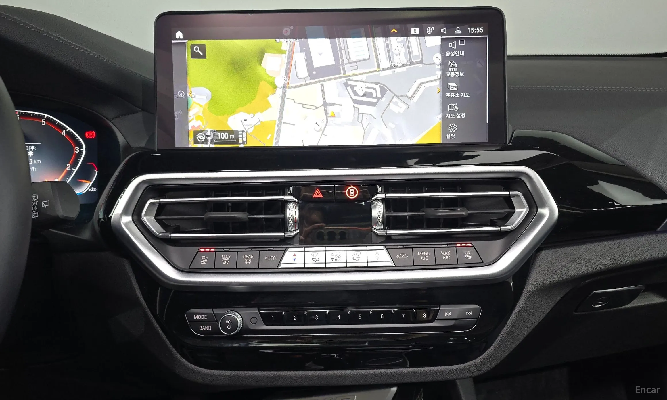 BMW X3 (G01) превью 14
