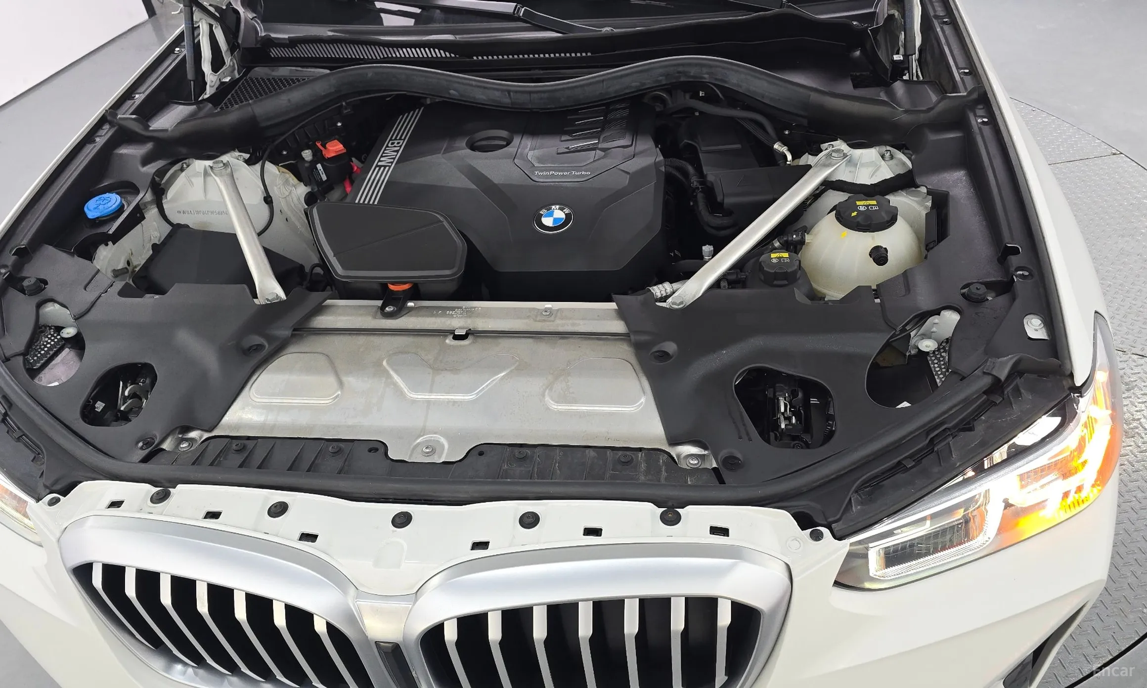 BMW X3 (G01) превью 6