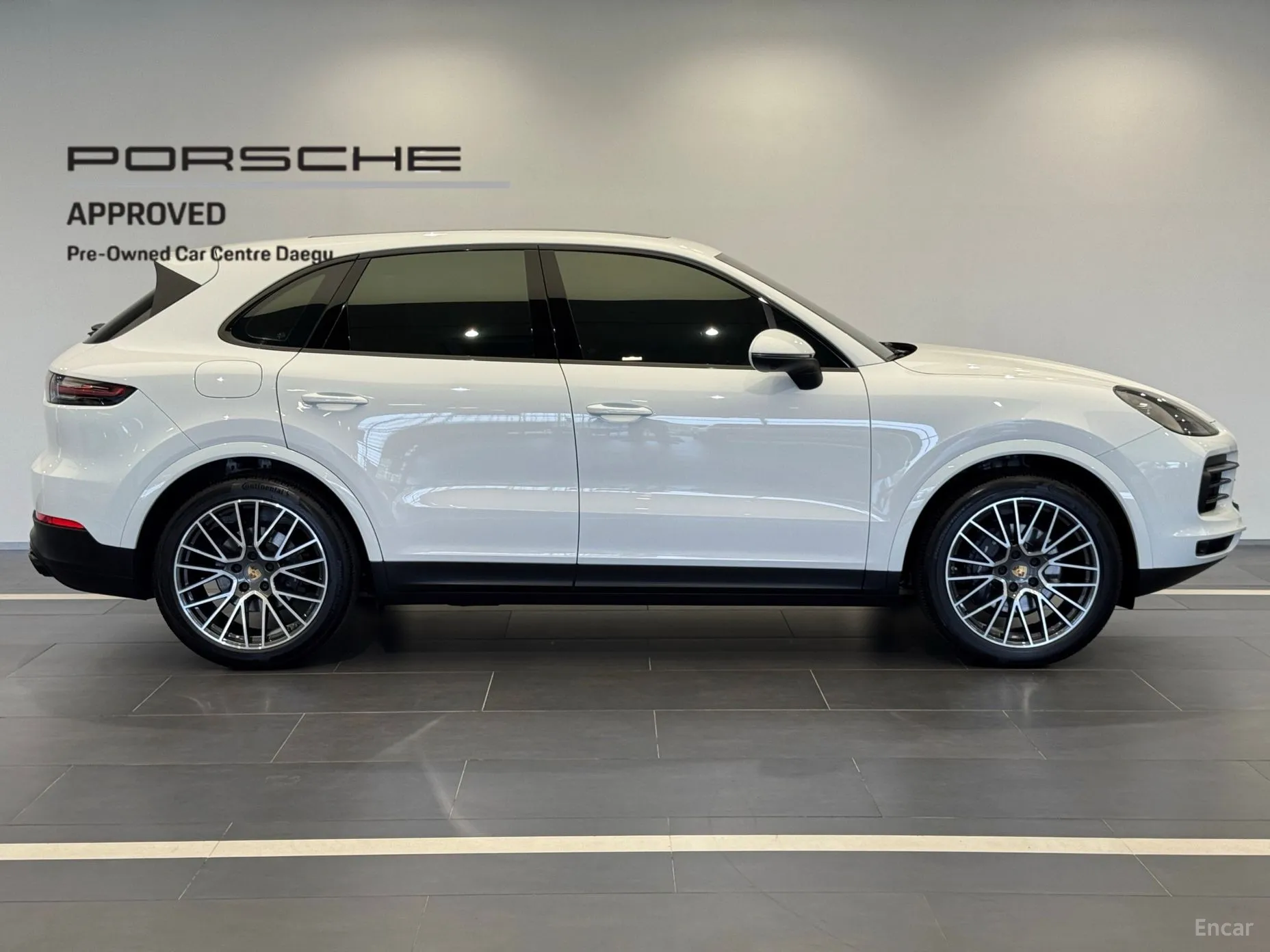 Porsche Cayenne (PO536) превью 3