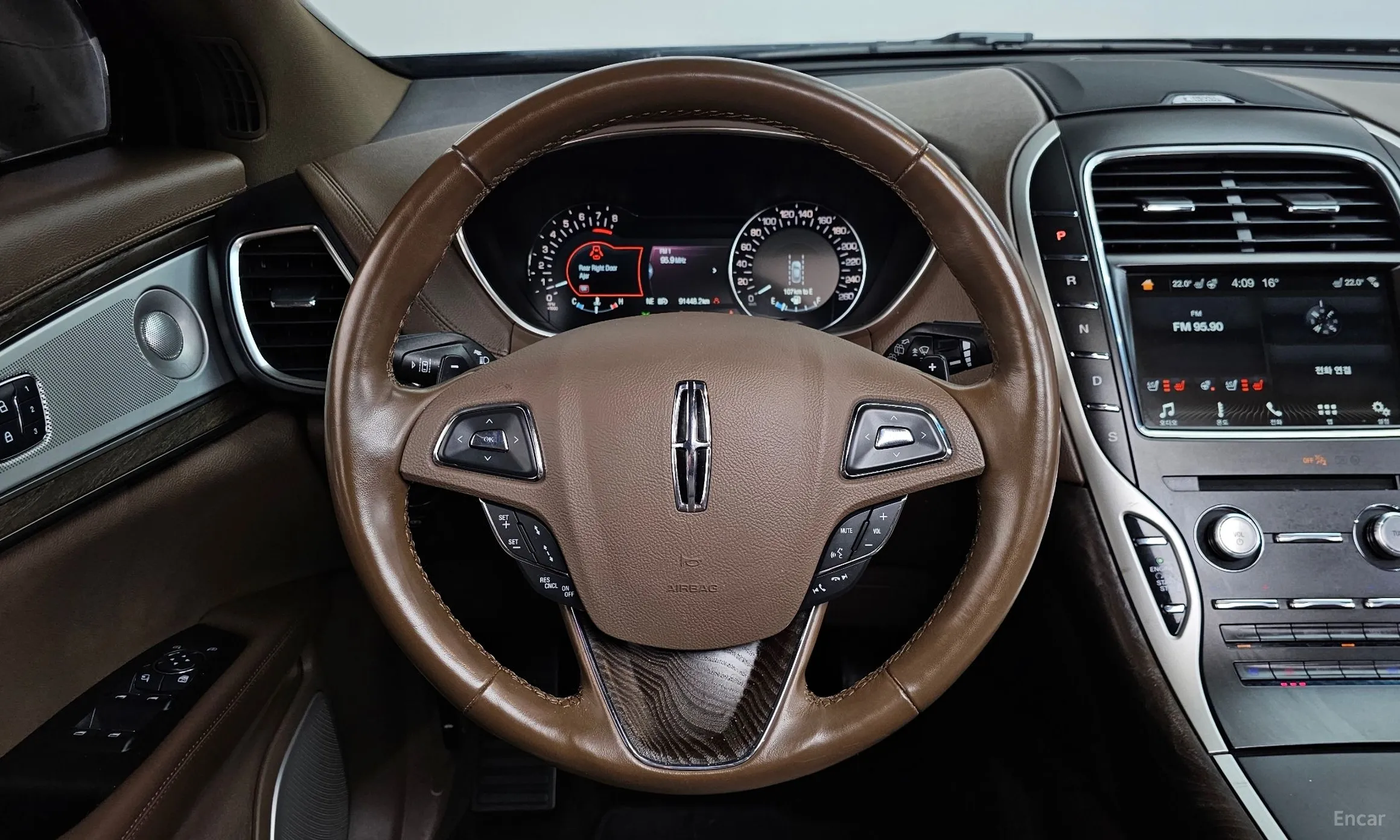 Lincoln MKX 2nd Generation превью 13