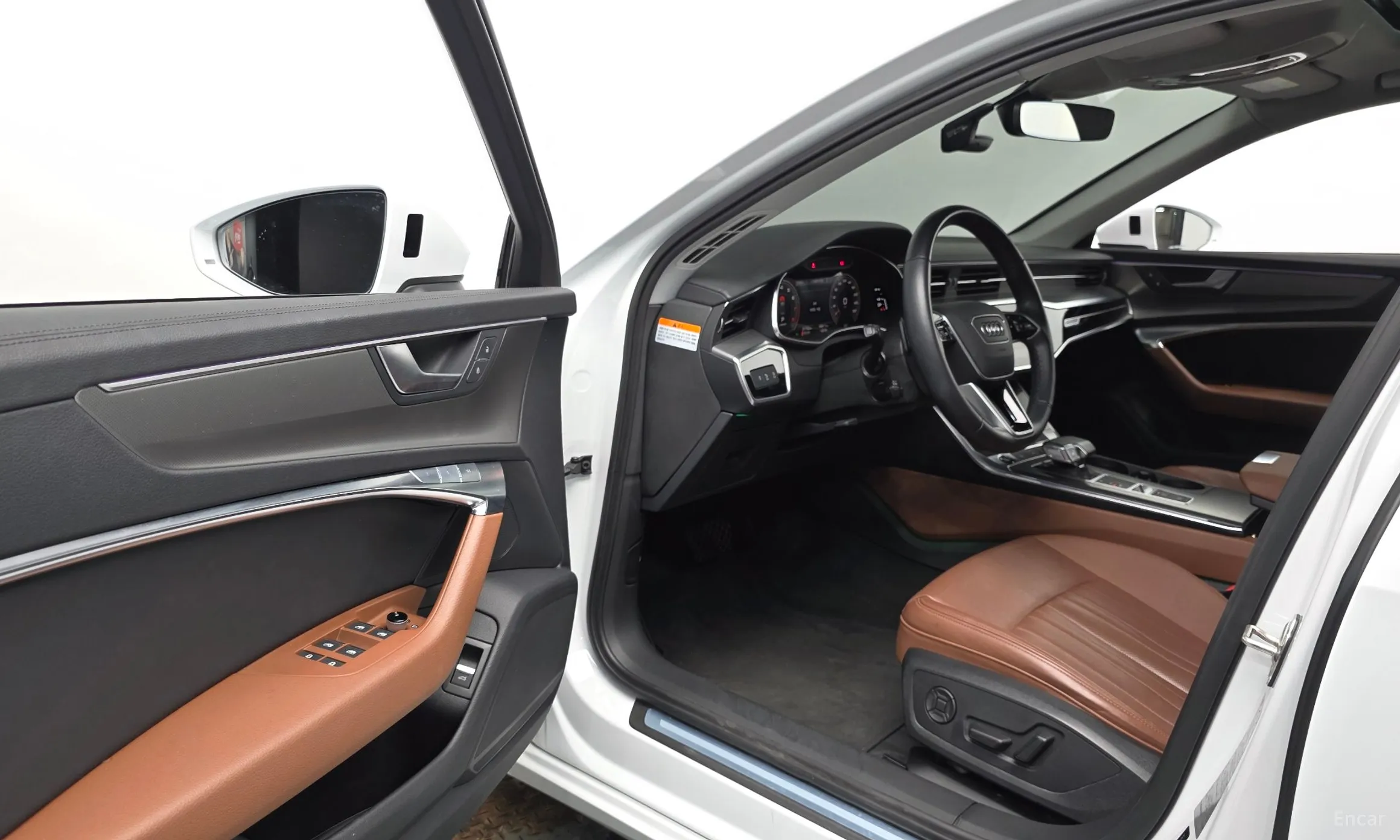 Audi A6 (C8) превью 10