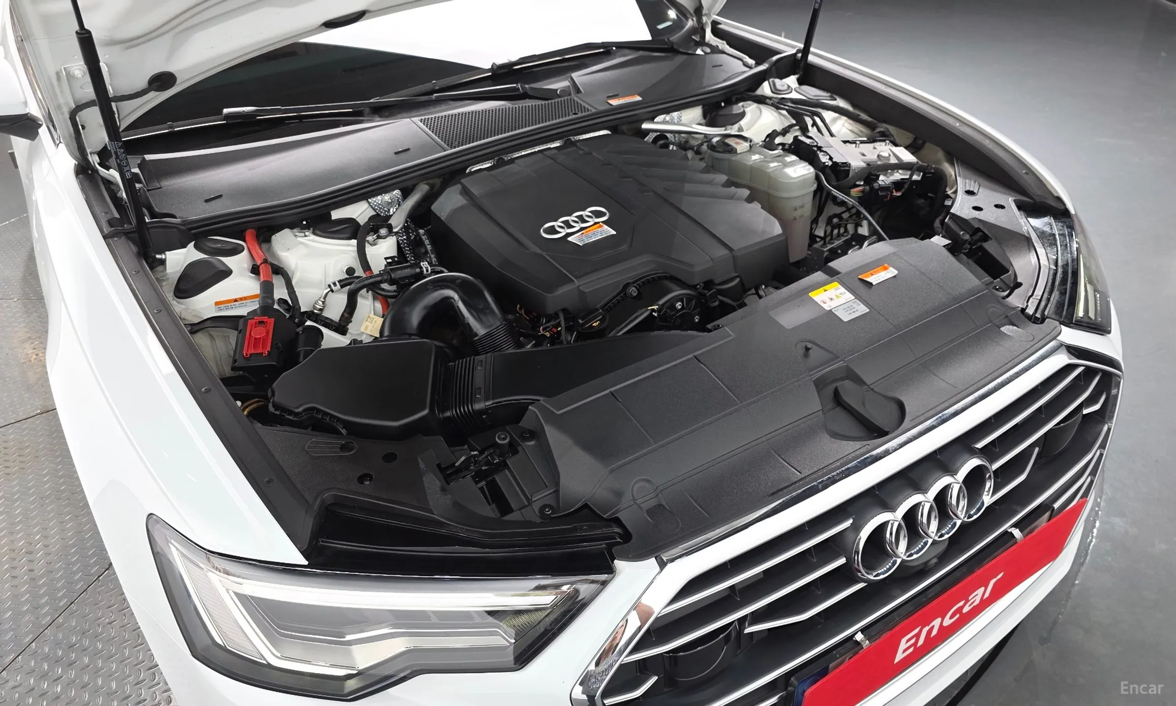 Audi A6 (C8) превью 6