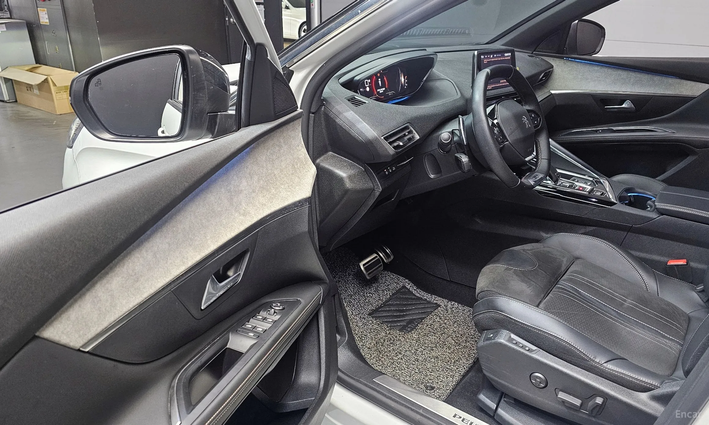 Peugeot 5008 2nd generation превью 10