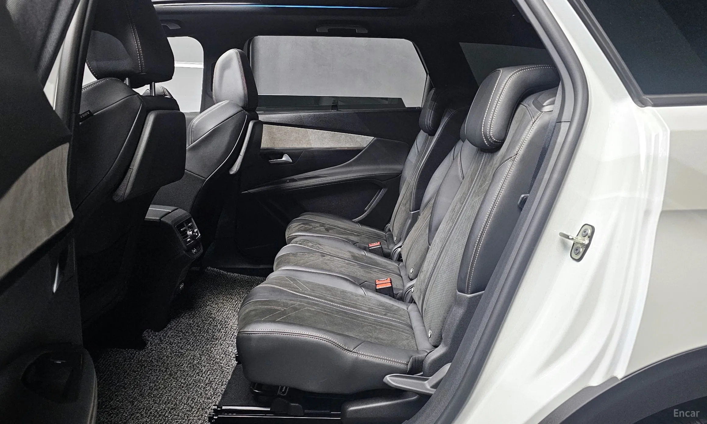 Peugeot 5008 2nd generation превью 11