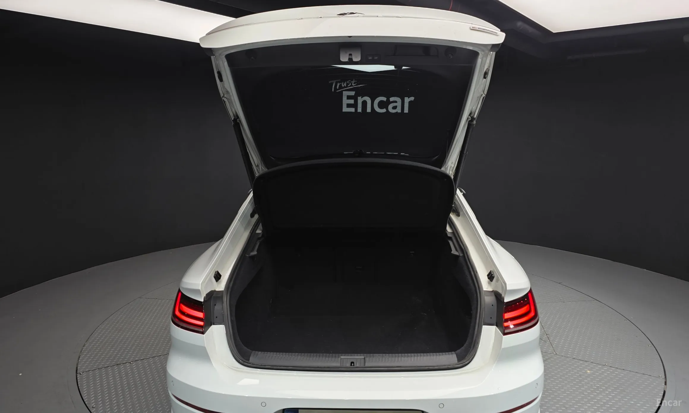 Volkswagen Ateon превью 20