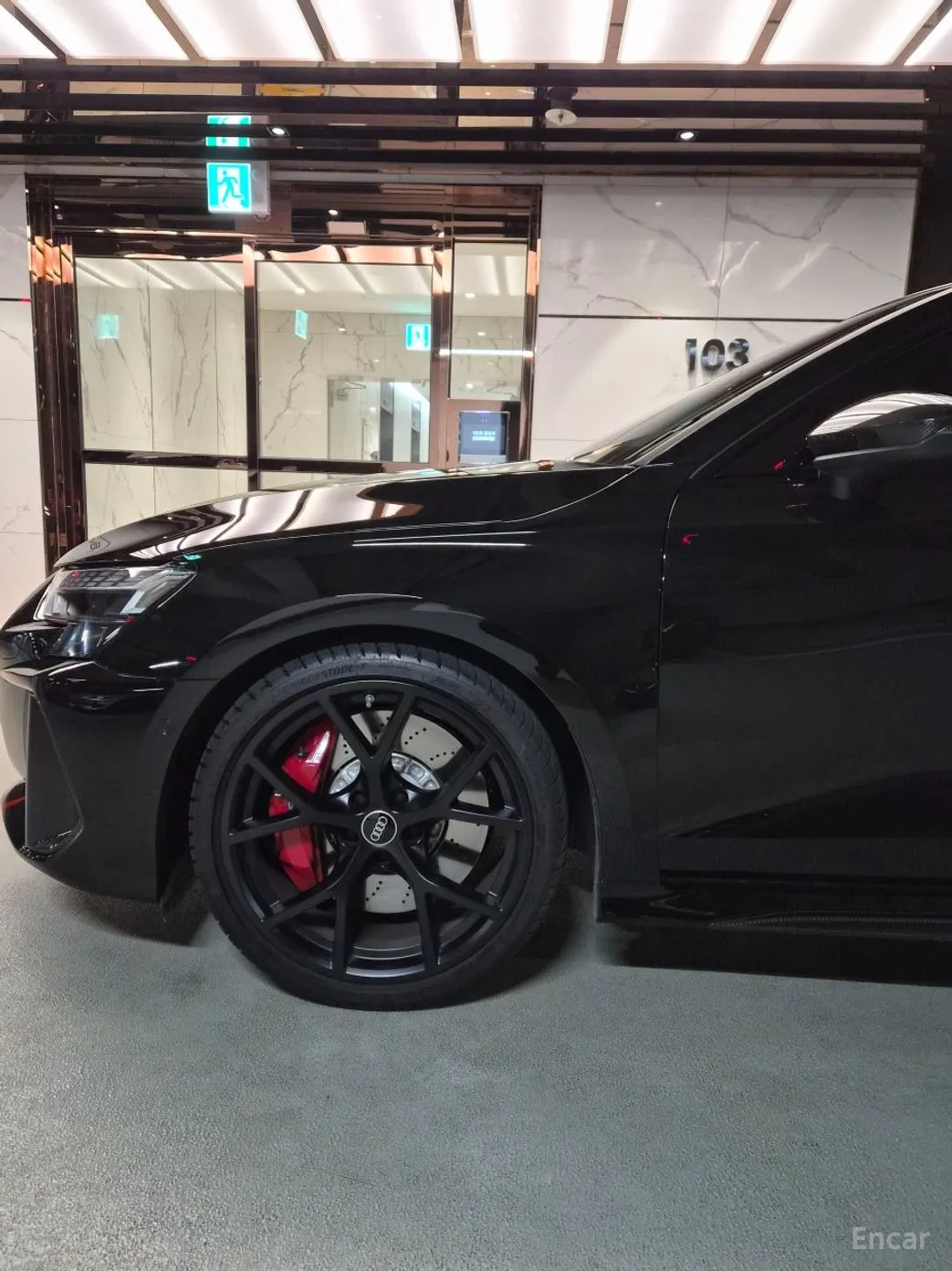 Audi RS3 (8Y) превью 15