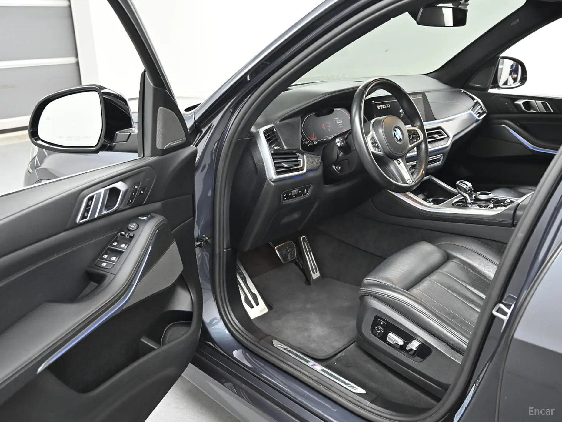BMW X5 (G05) превью 11