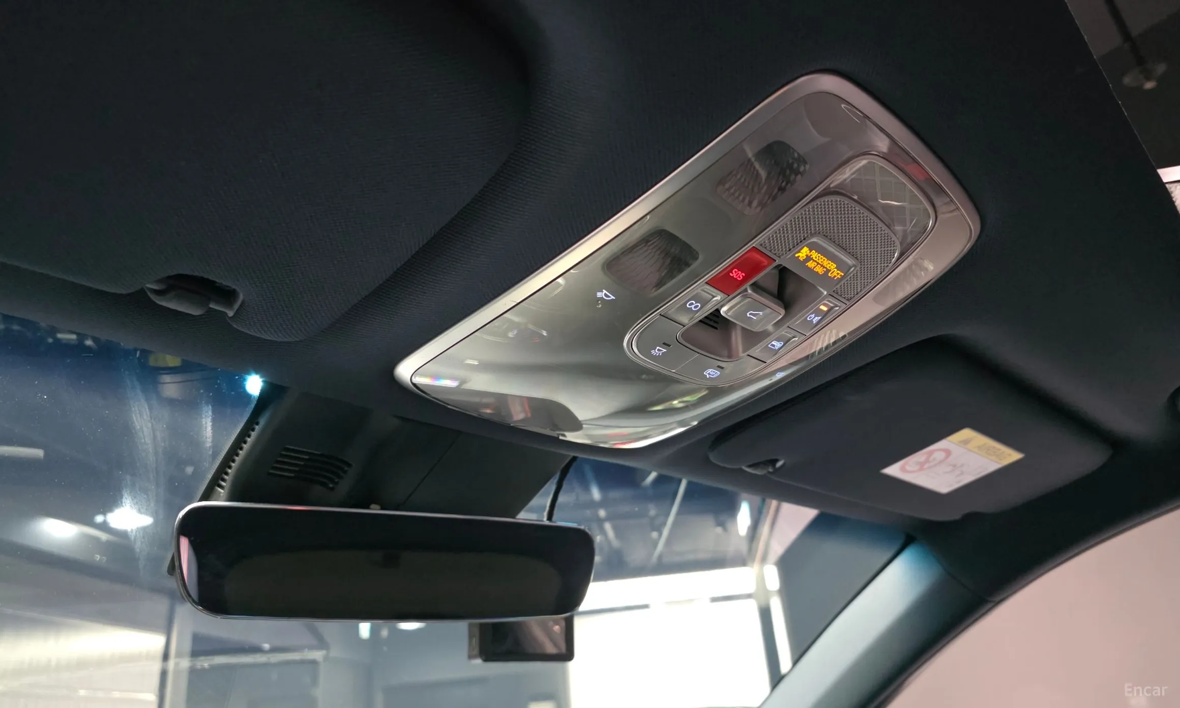 Genesis GV70 превью 18