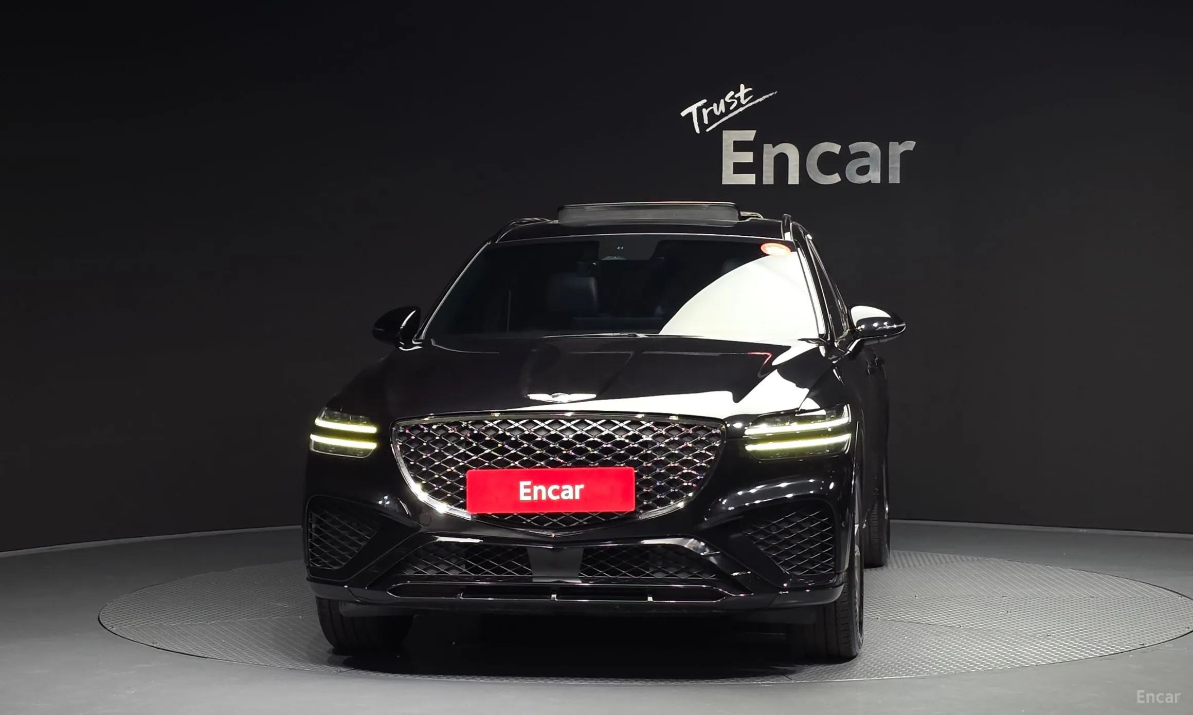 Genesis GV70 превью 3