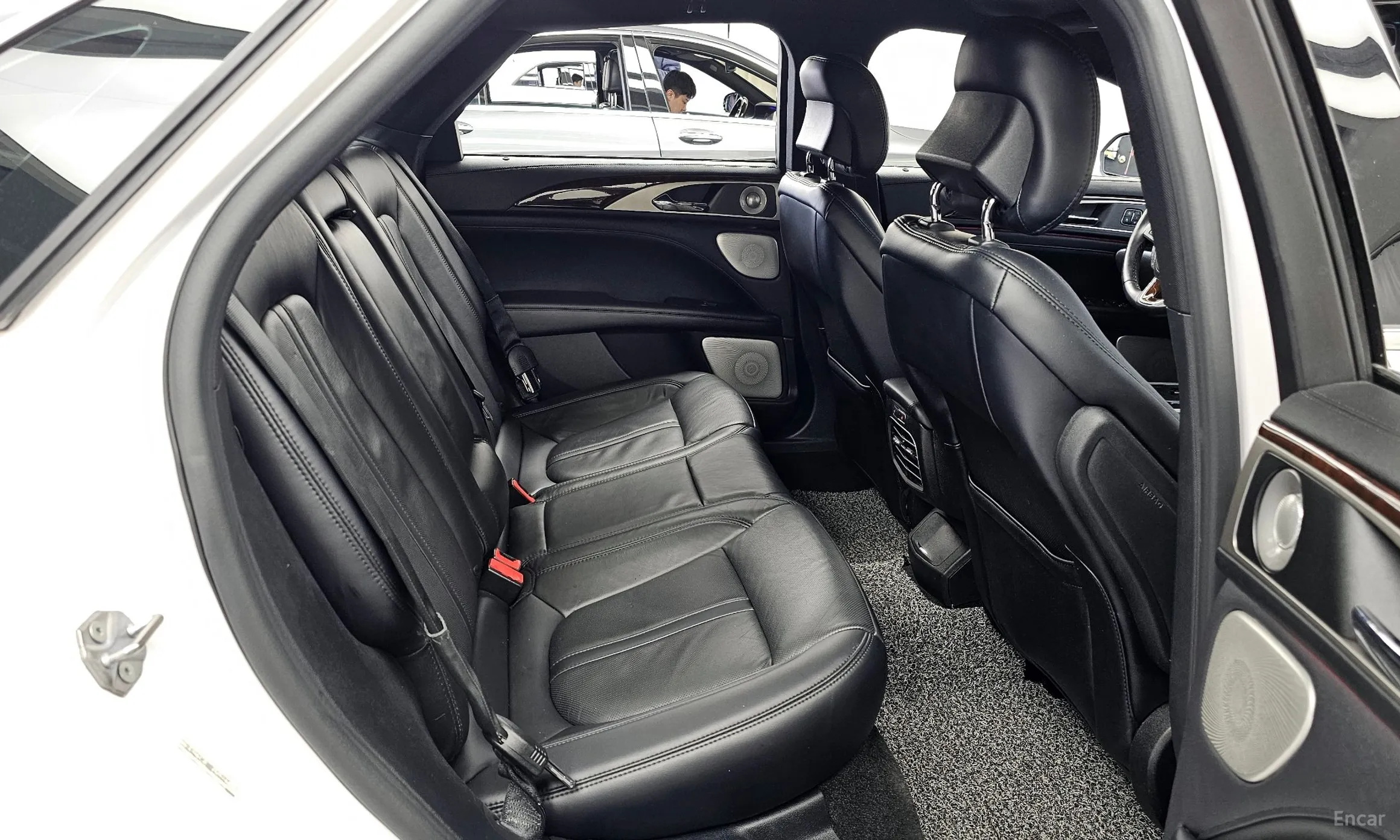 Lincoln New MKZ превью 12