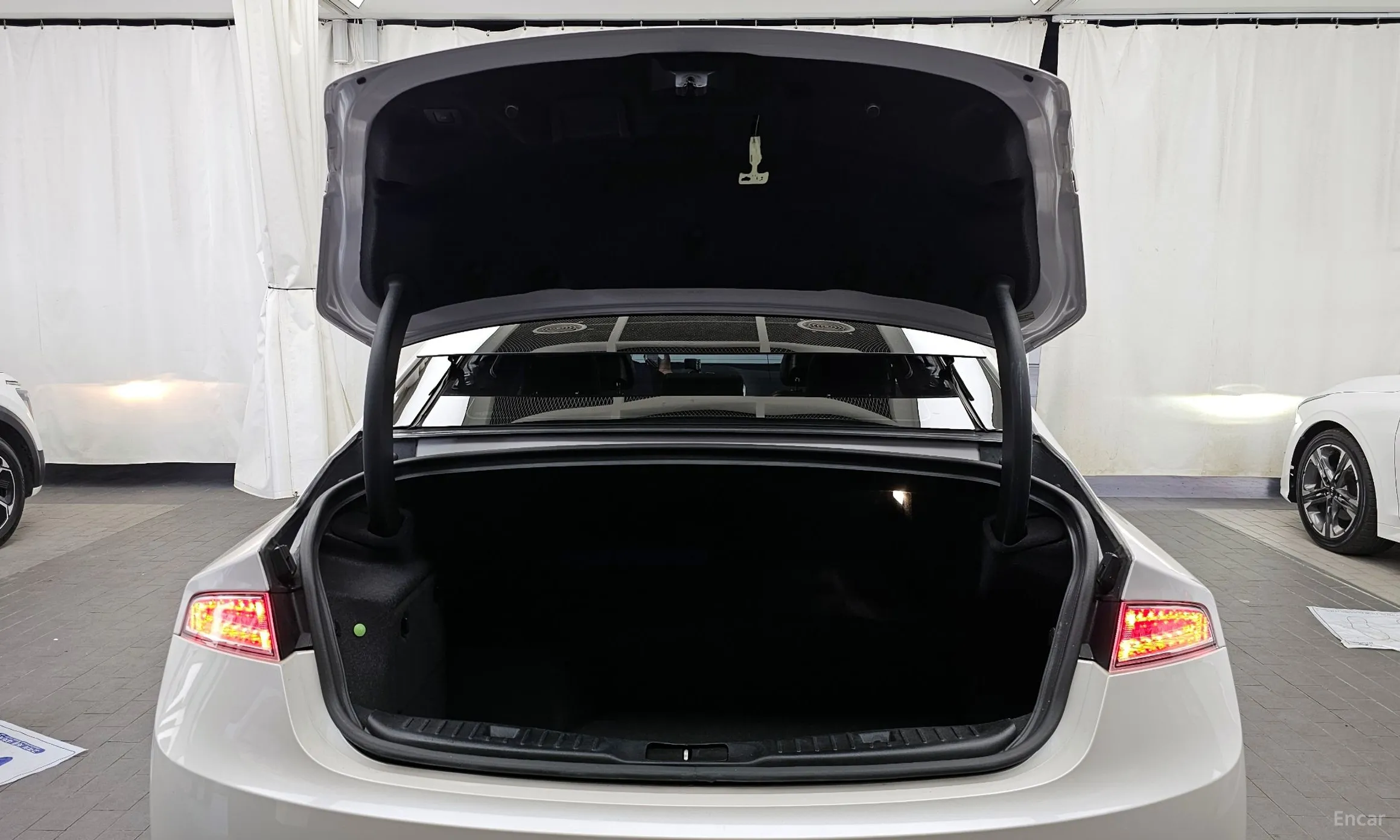 Lincoln New MKZ превью 20