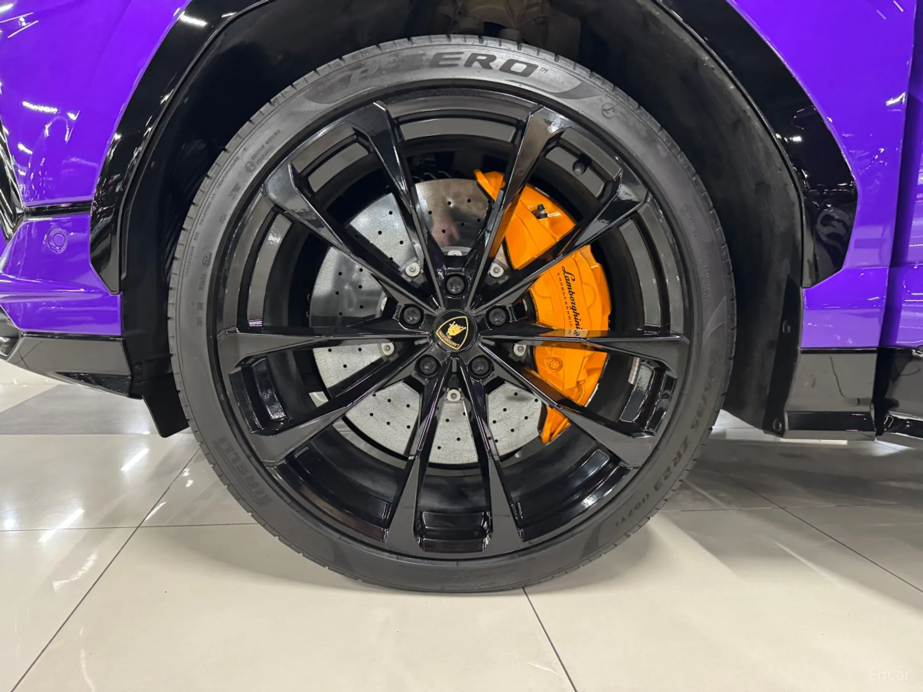 Lamborghini Urus превью 16