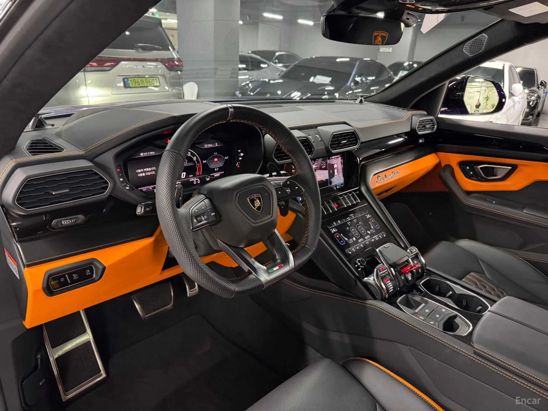 Lamborghini Urus превью 4