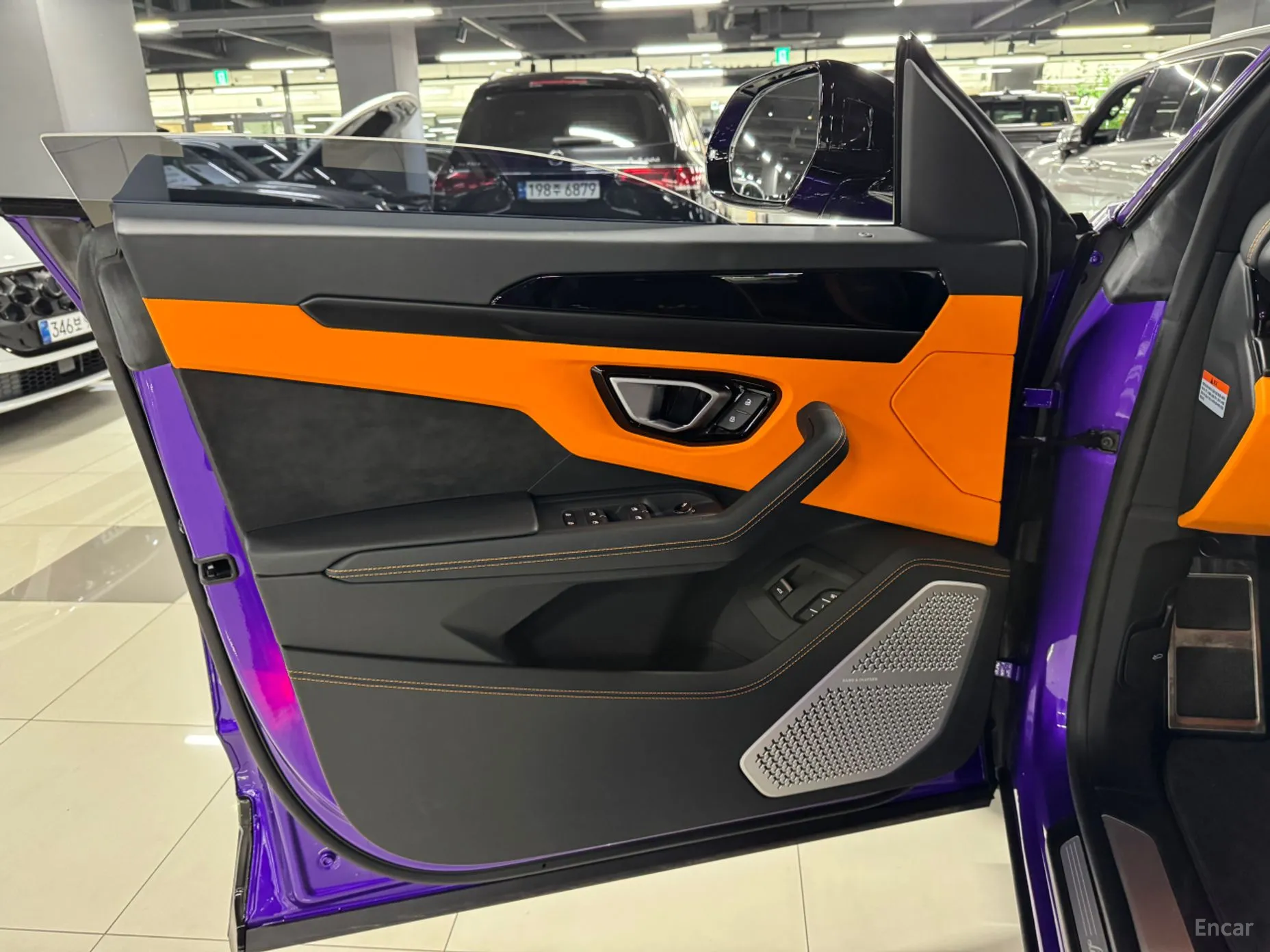 Lamborghini Urus превью 6