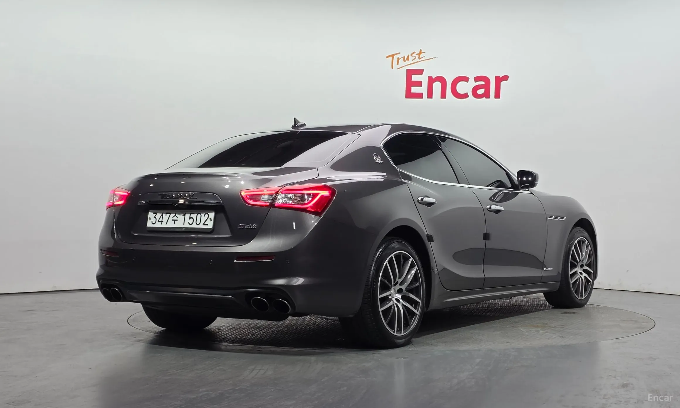 Maserati Ghibli превью 2