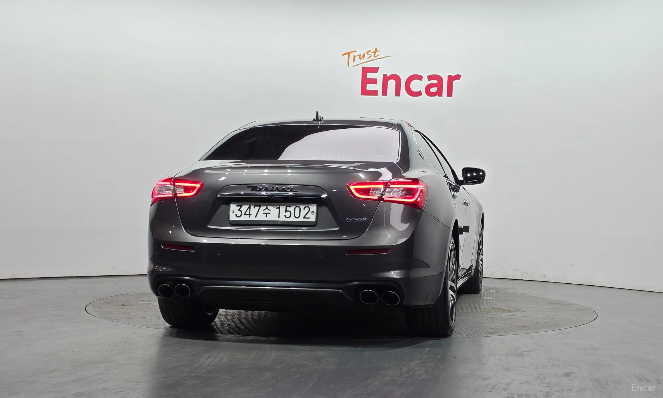Maserati Ghibli превью 4