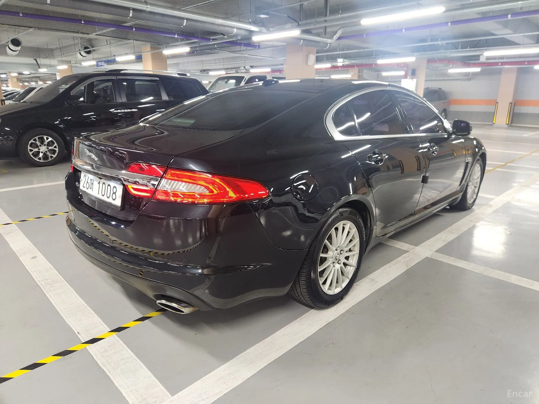 Jaguar XF превью 6