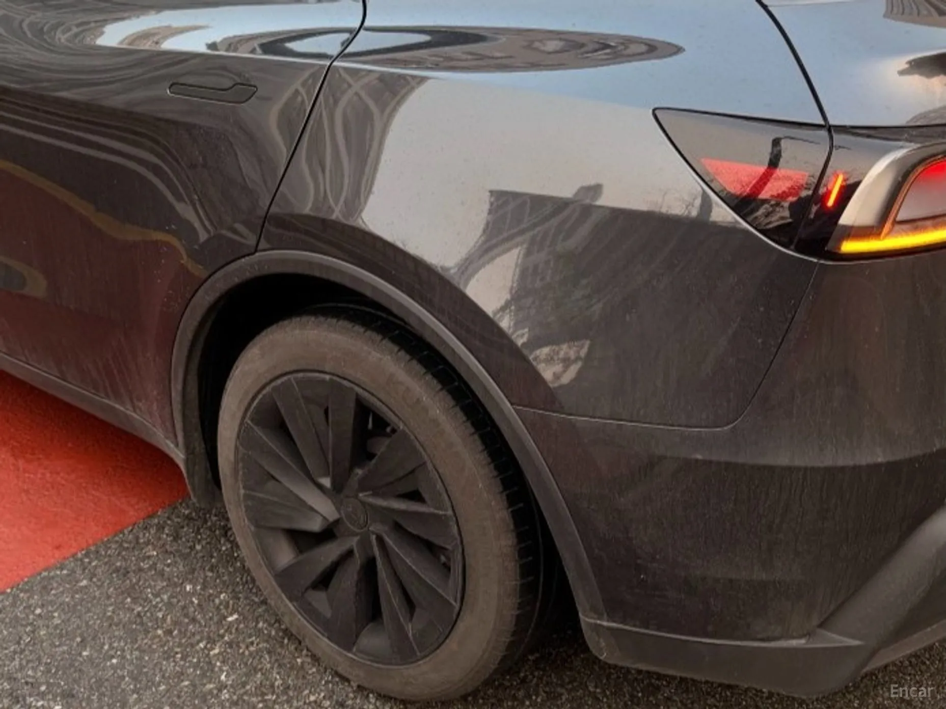 Tesla Model Y превью 3