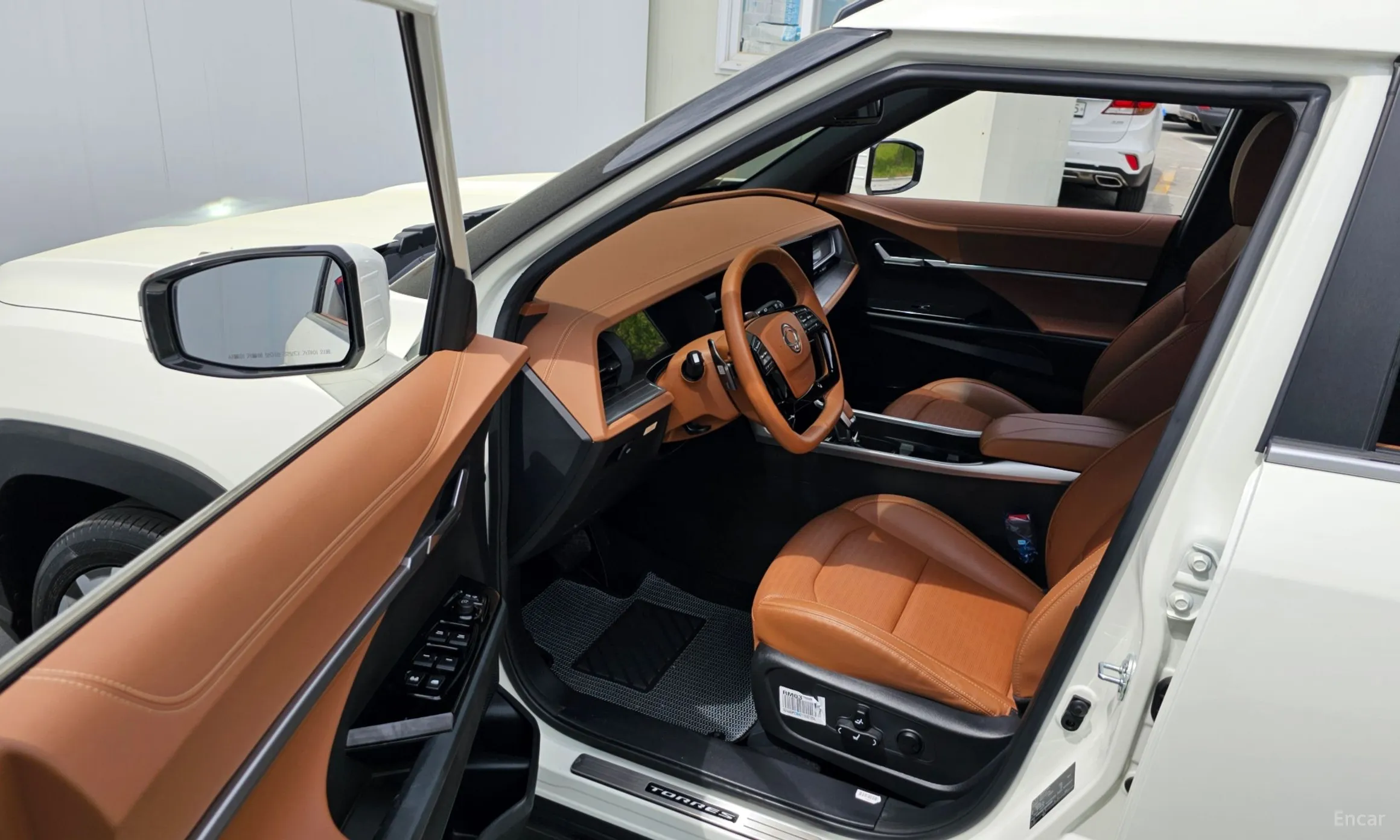 KG Mobility (SsangYong) Torres превью 10