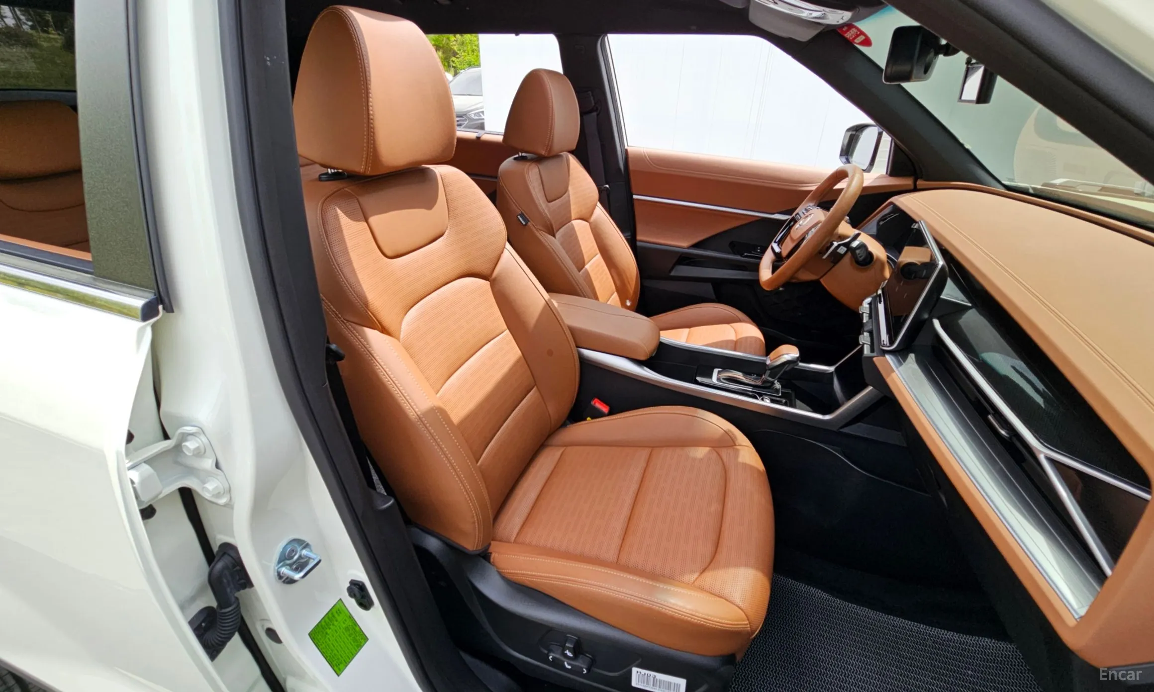 KG Mobility (SsangYong) Torres превью 20