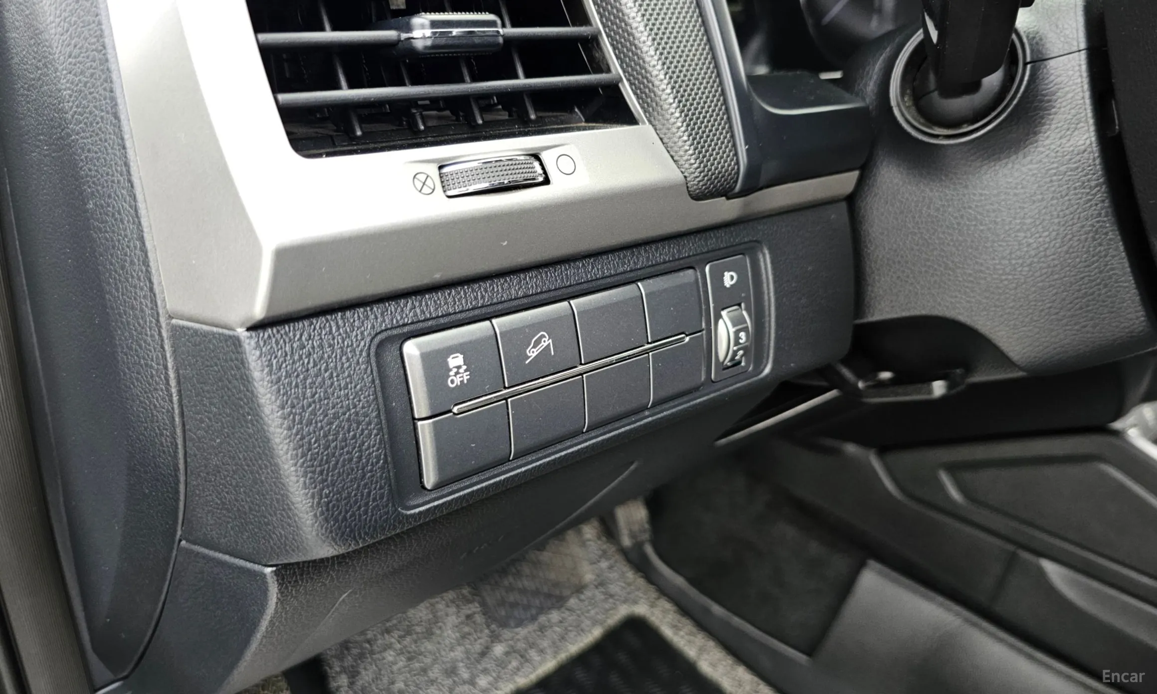 KG Mobility (SsangYong) Rexton Sports Khan превью 20