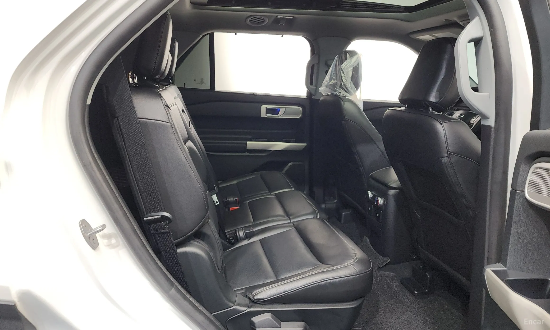 Ford Explorer 6th Generation превью 11
