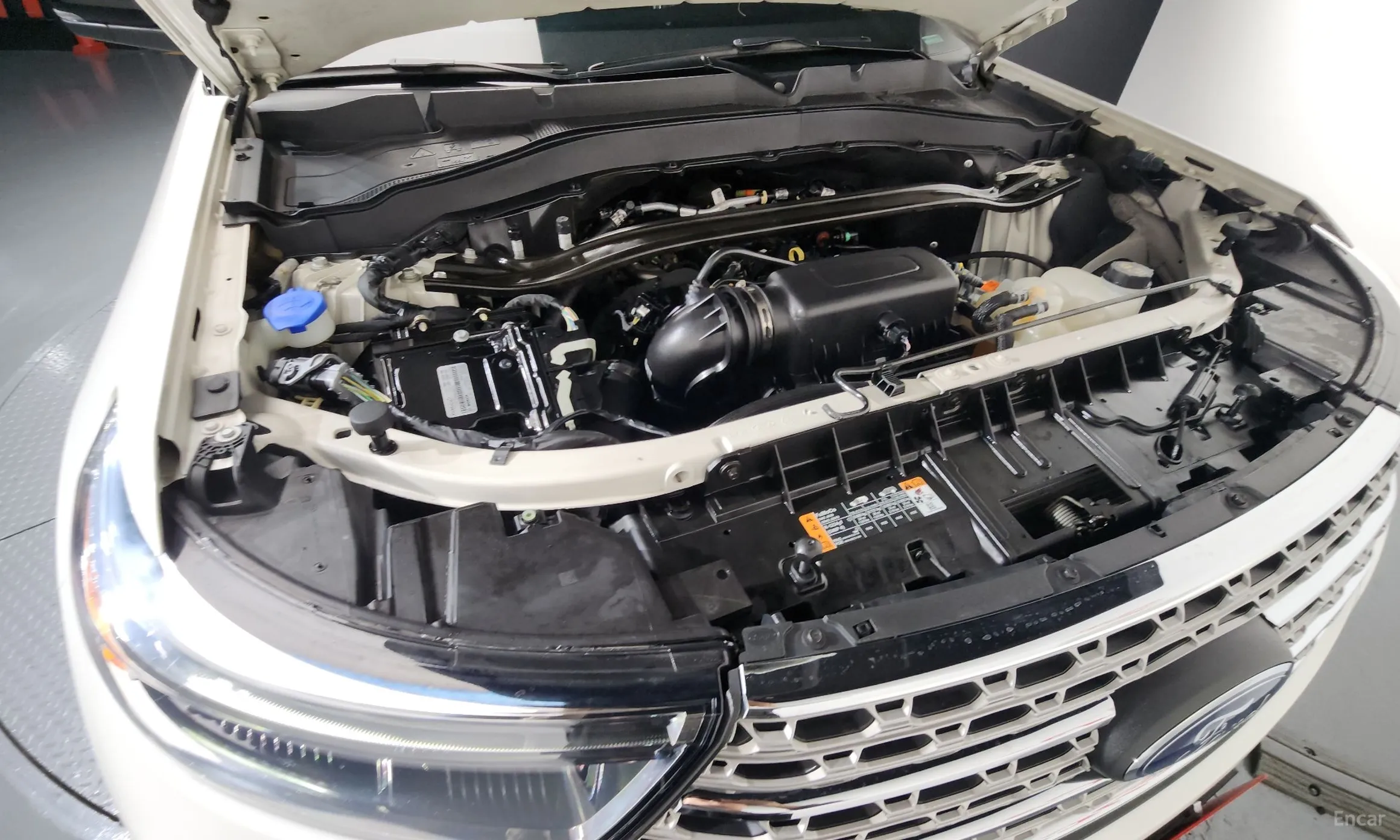 Ford Explorer 6th Generation превью 6