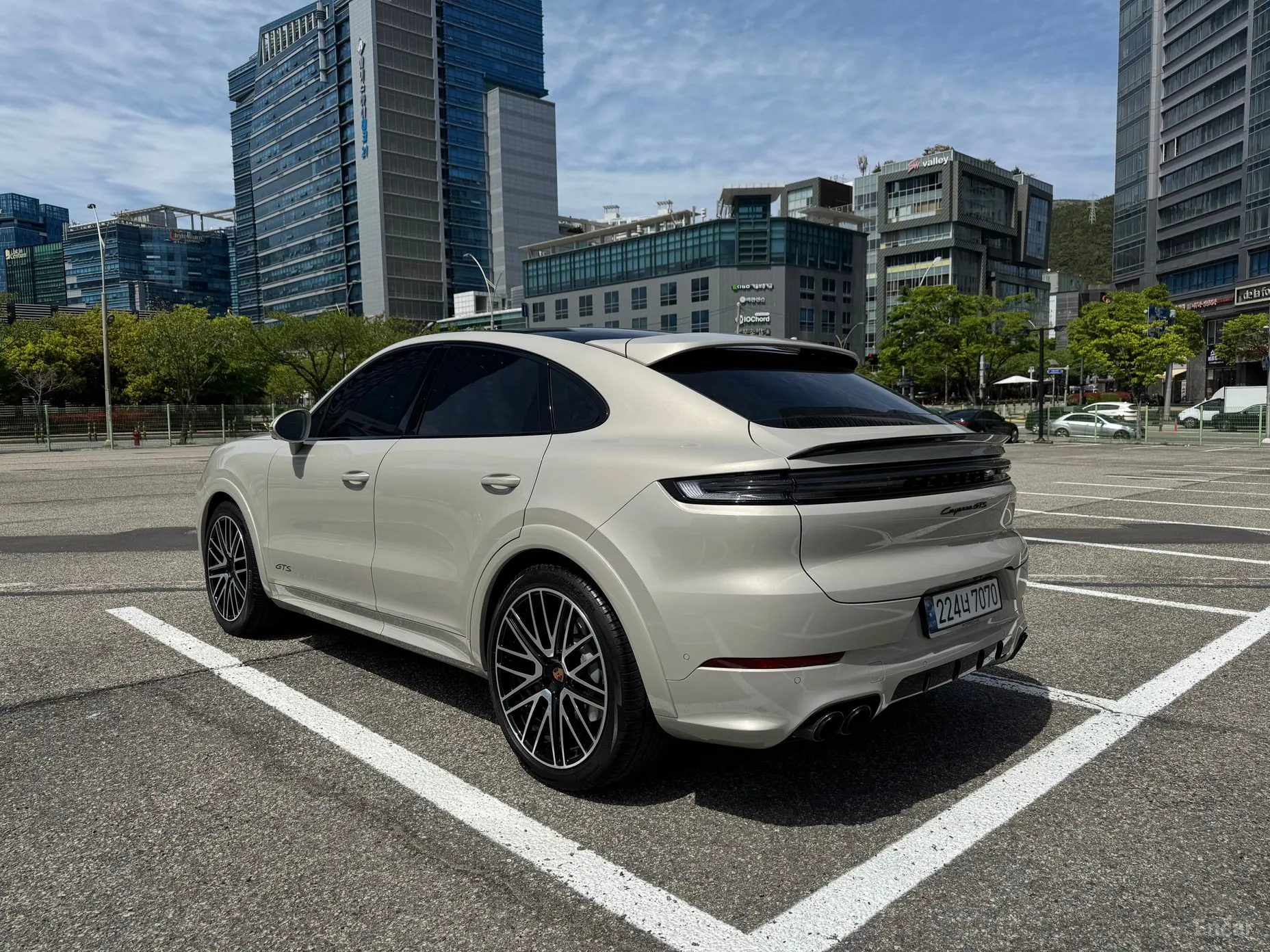Porsche Cayenne (PO536) превью 2