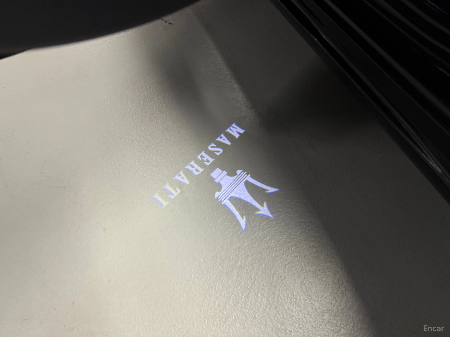 Maserati Ghibli превью 13