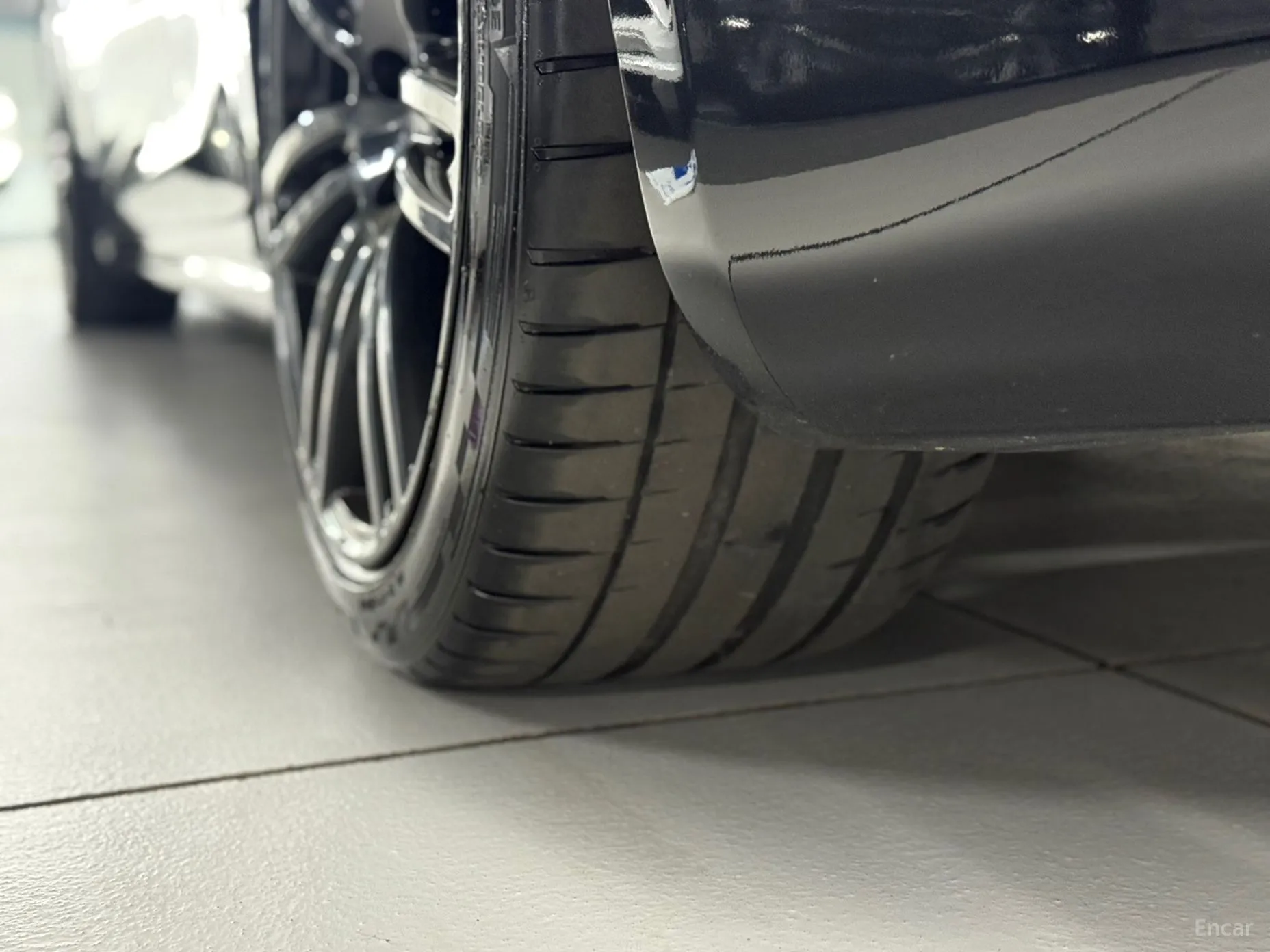 Maserati Ghibli превью 18