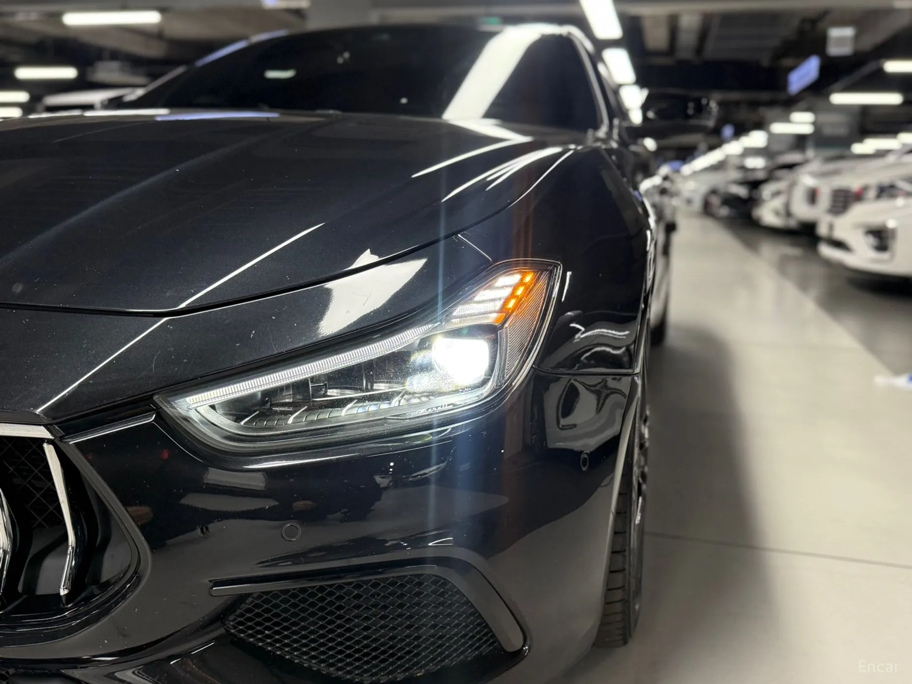 Maserati Ghibli превью 19