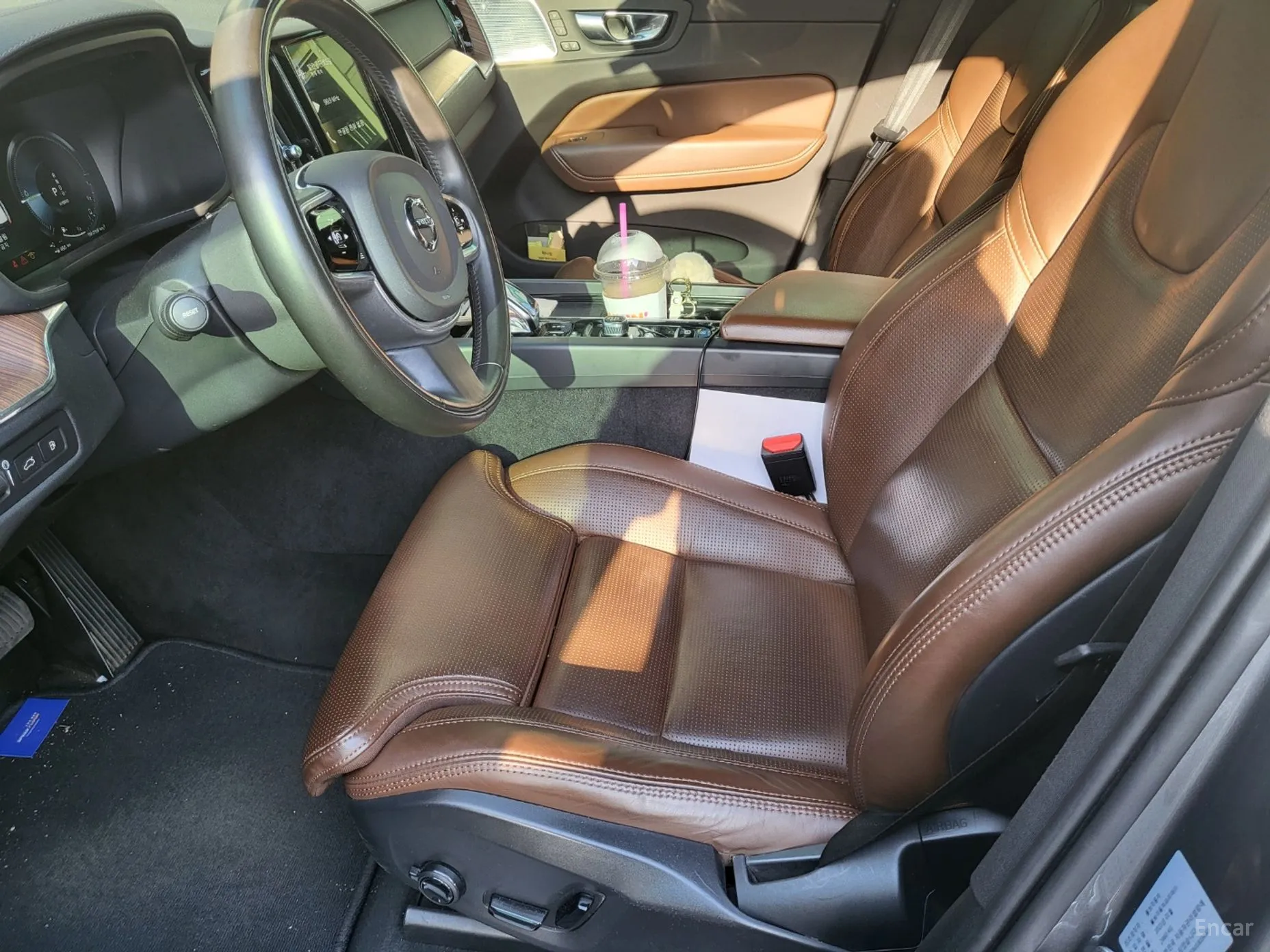 Volvo XC60 Gen 2 превью 8