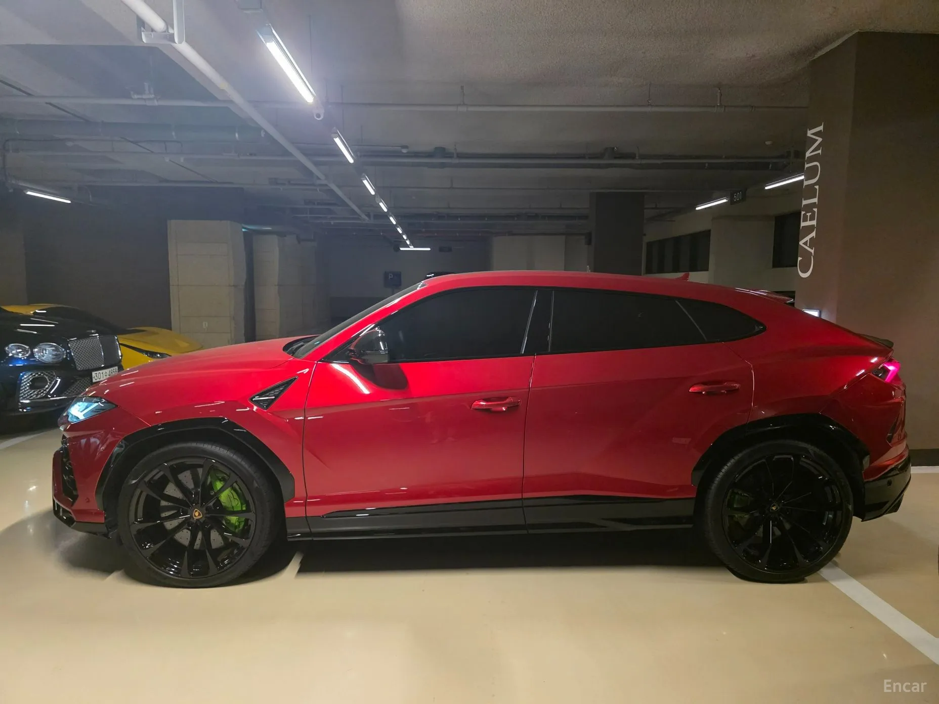 Lamborghini Urus превью 3