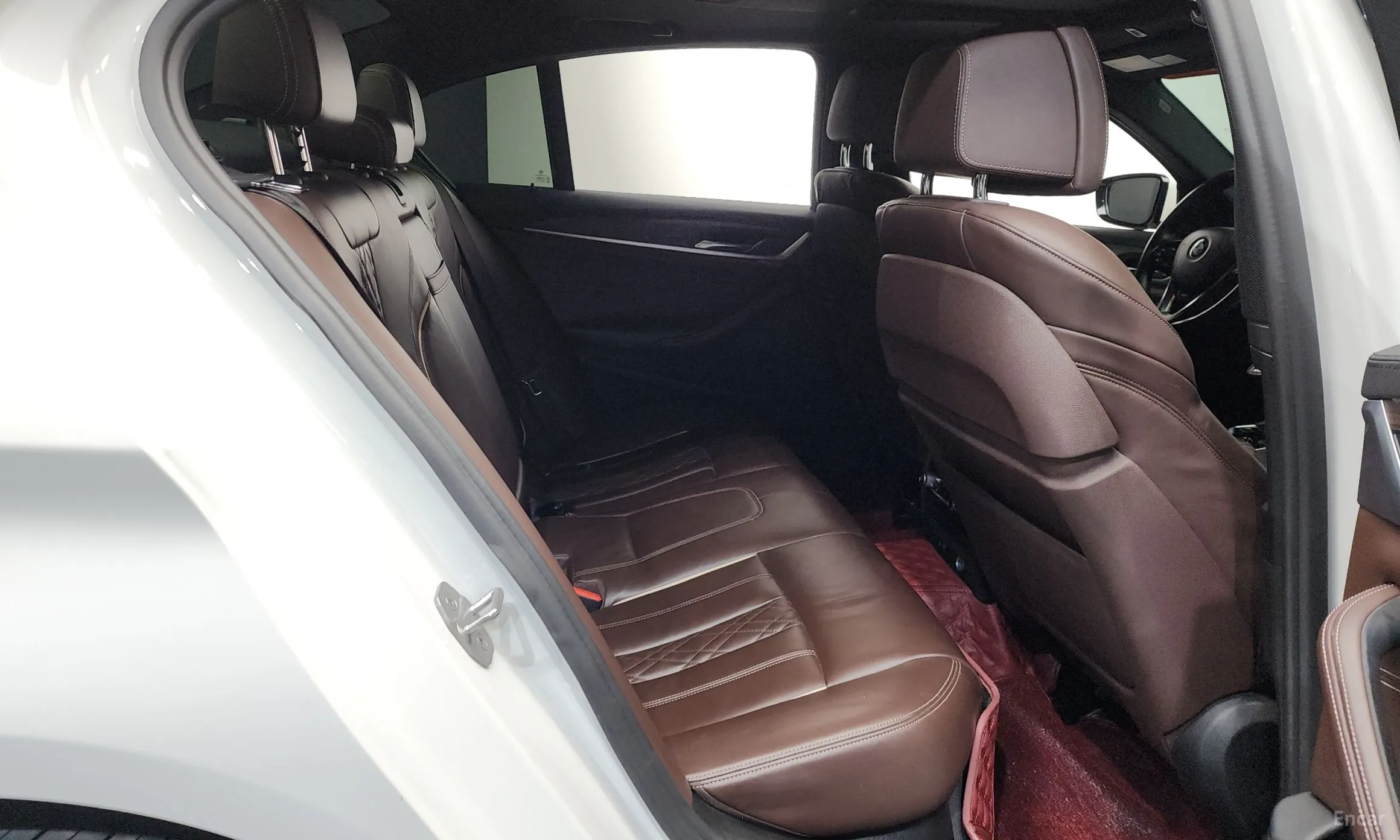 BMW 5 Series (G30) превью 11