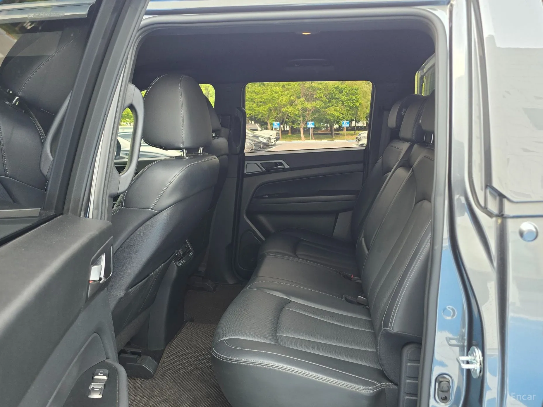 KG Mobility (SsangYong) Rexton Sports превью 7