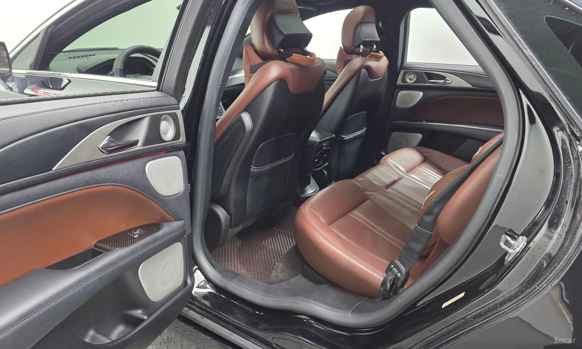 Lincoln New MKZ превью 12
