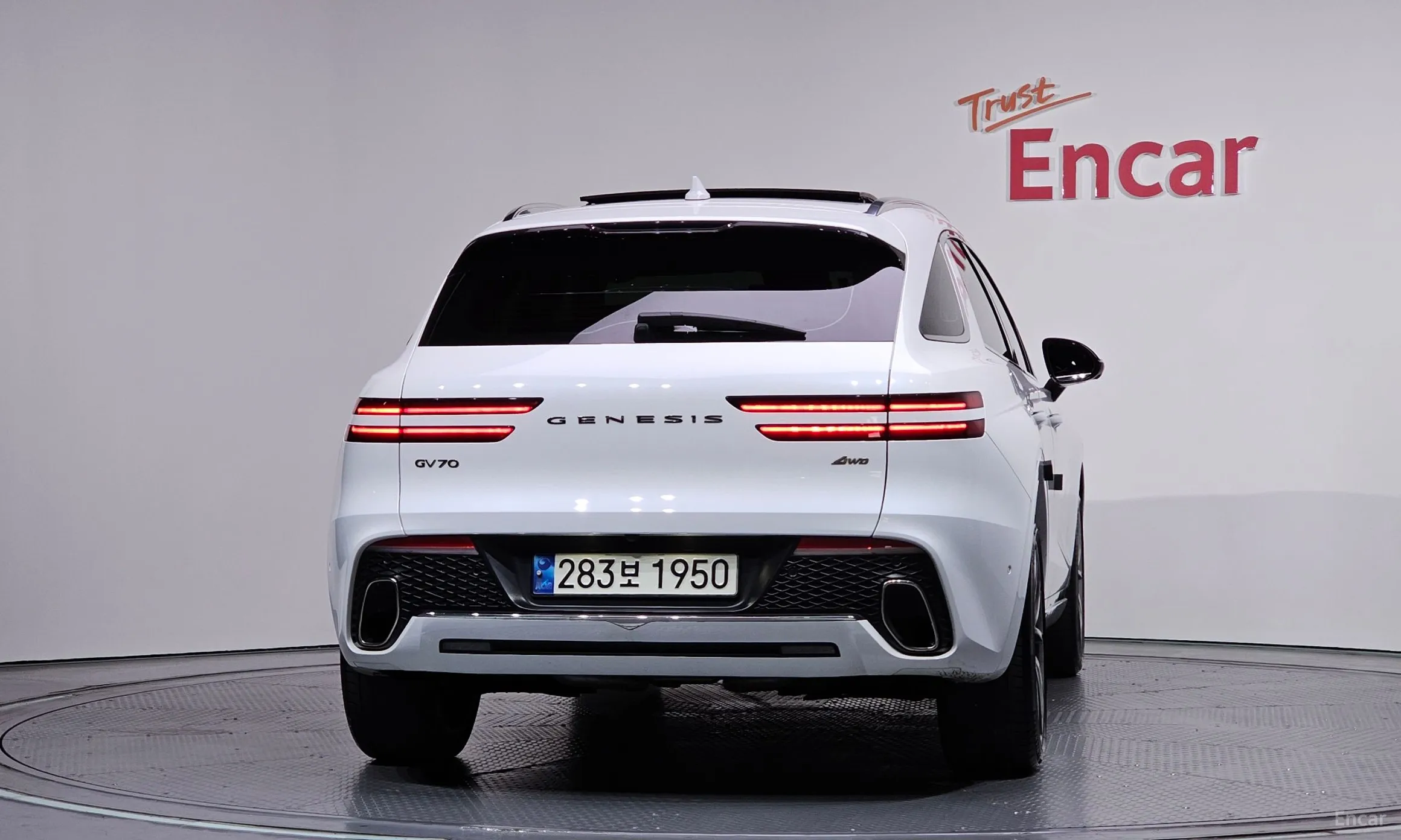Genesis GV70 превью 4