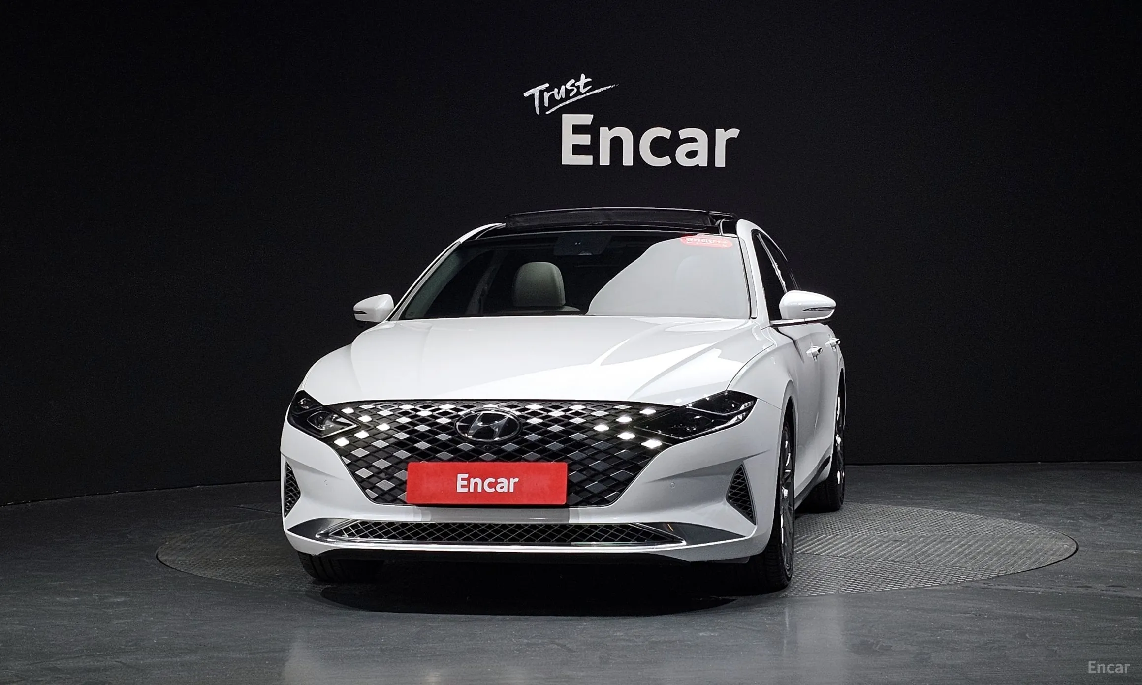Hyundai Grandeur IG превью 3