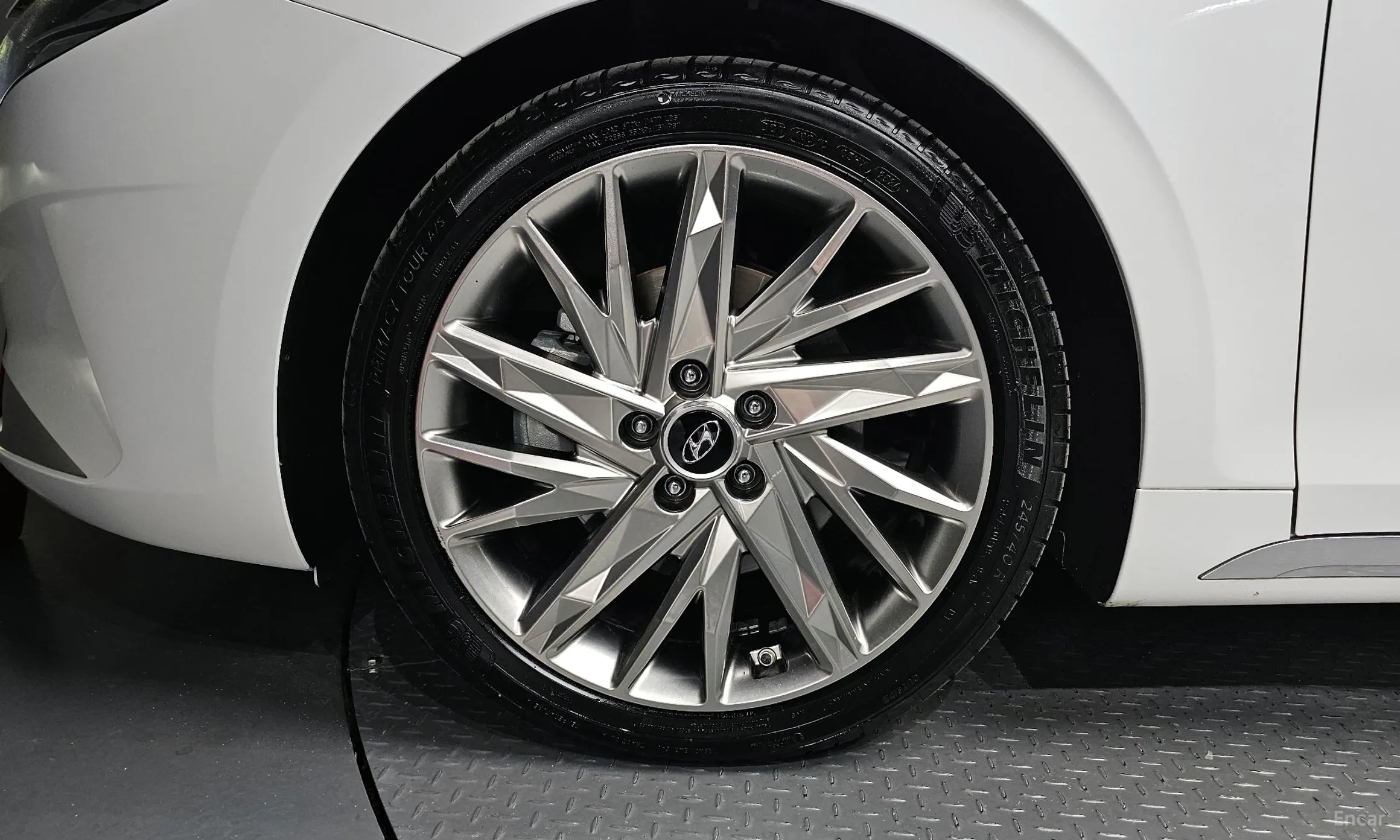 Hyundai Grandeur IG превью 5