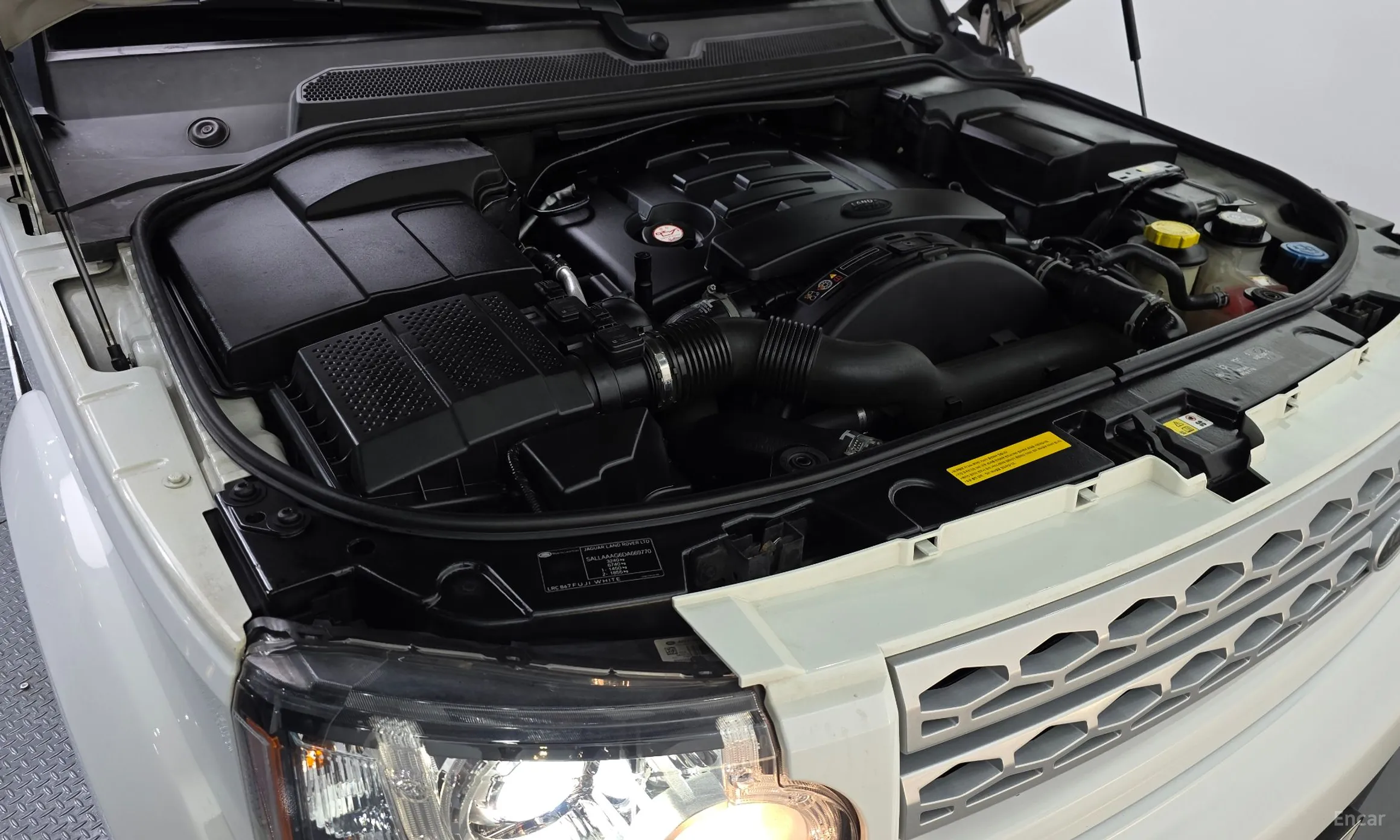 Land Rover Discovery 4 превью 6