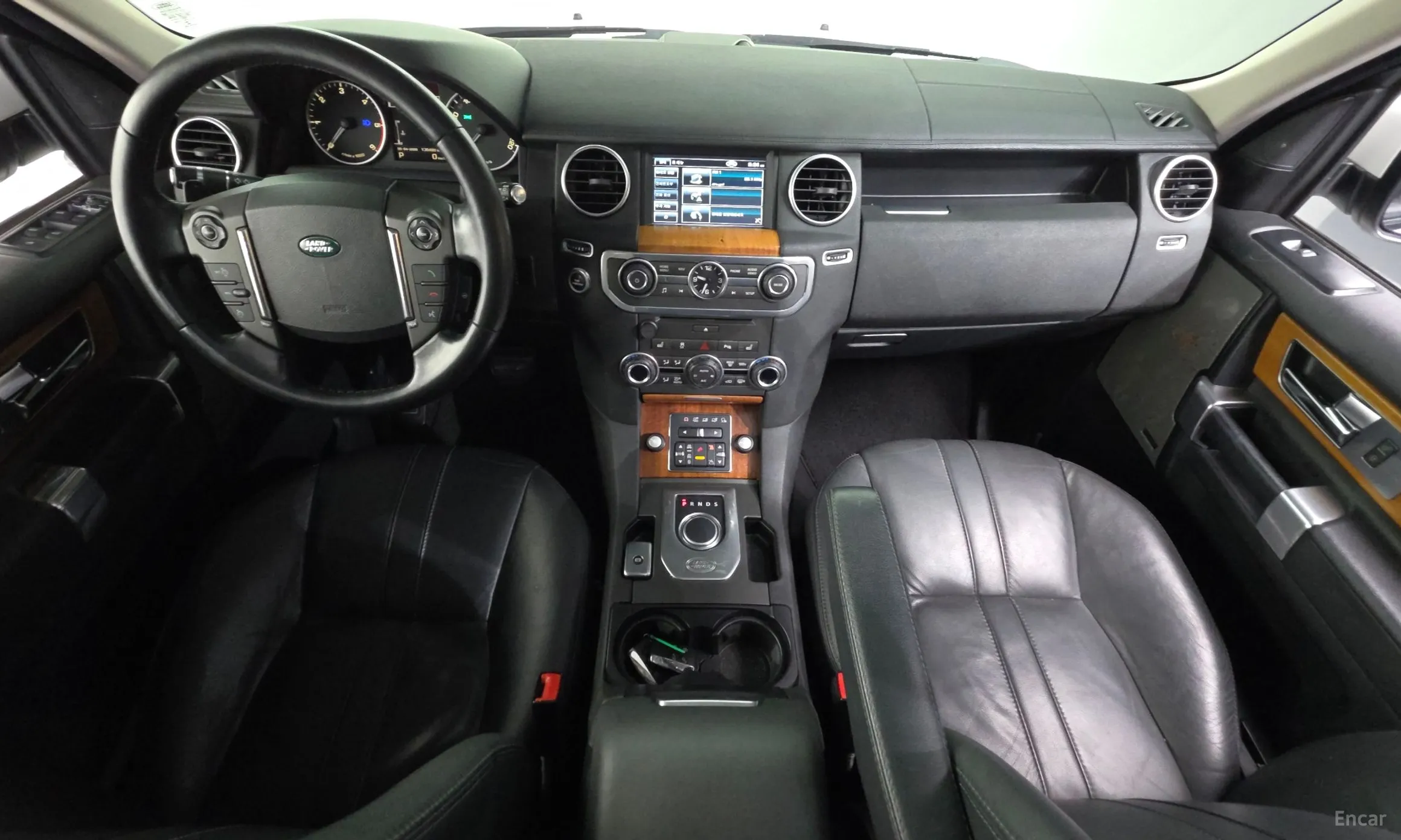 Land Rover Discovery 4 превью 7
