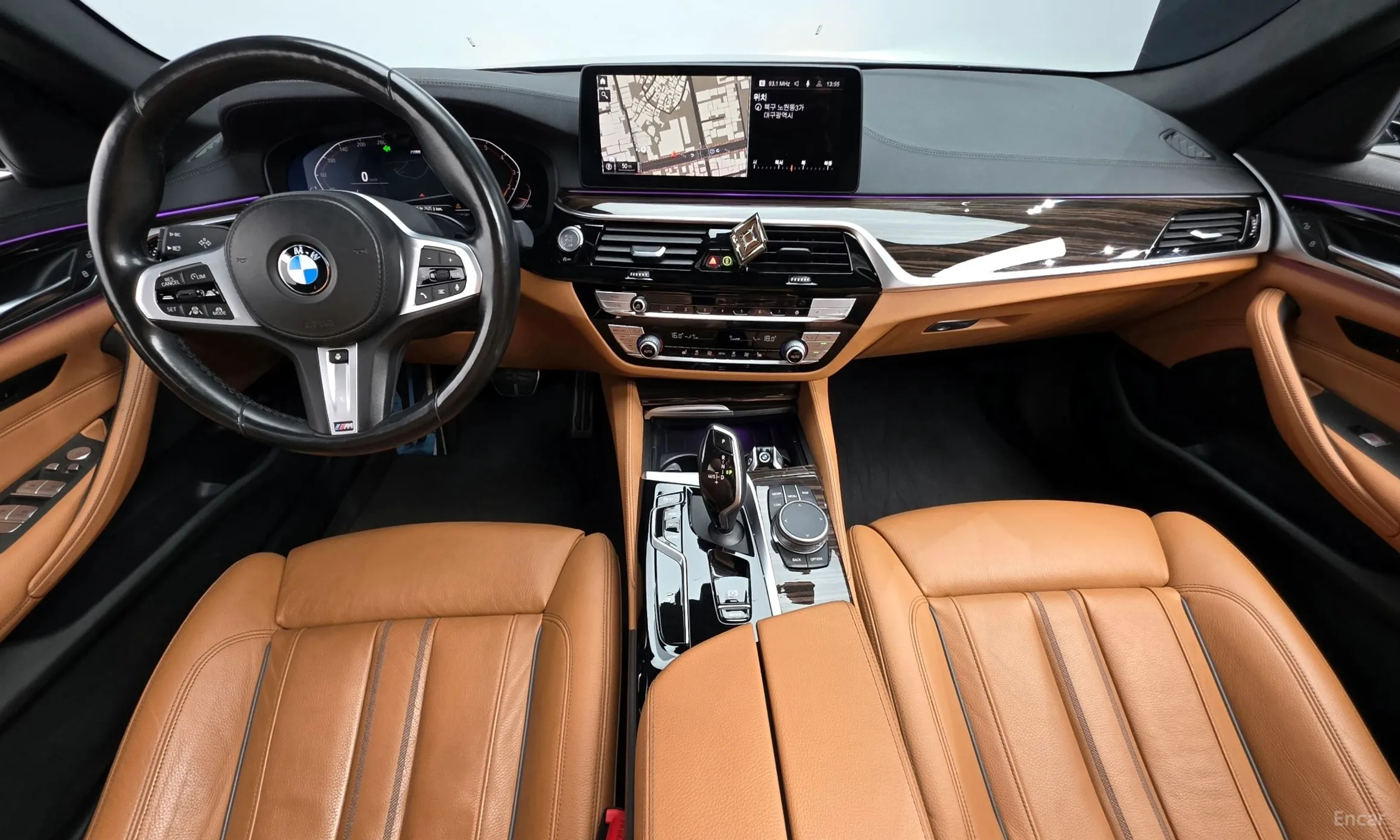 BMW 5 Series (G30) превью 7