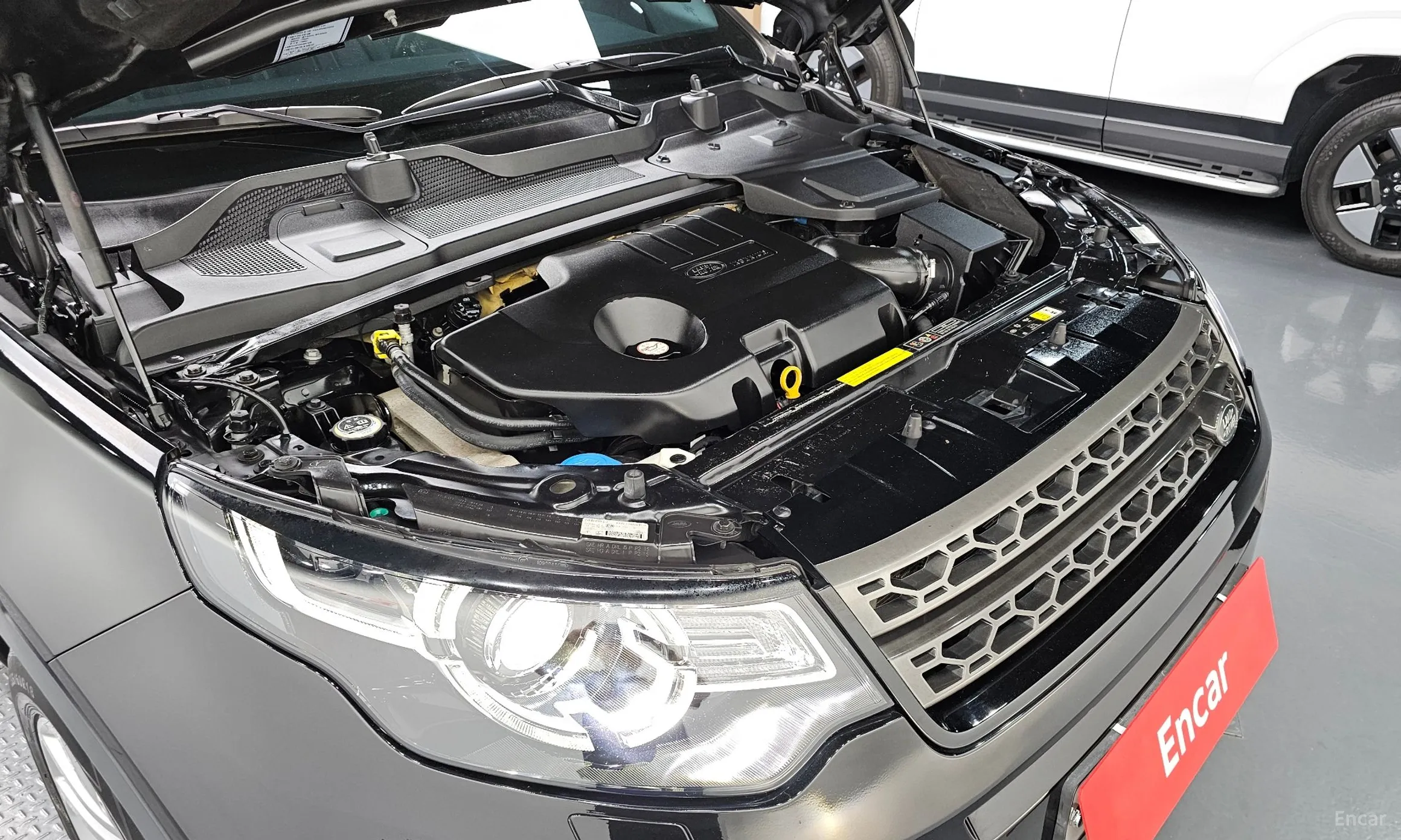 Land Rover Discovery Sports превью 6