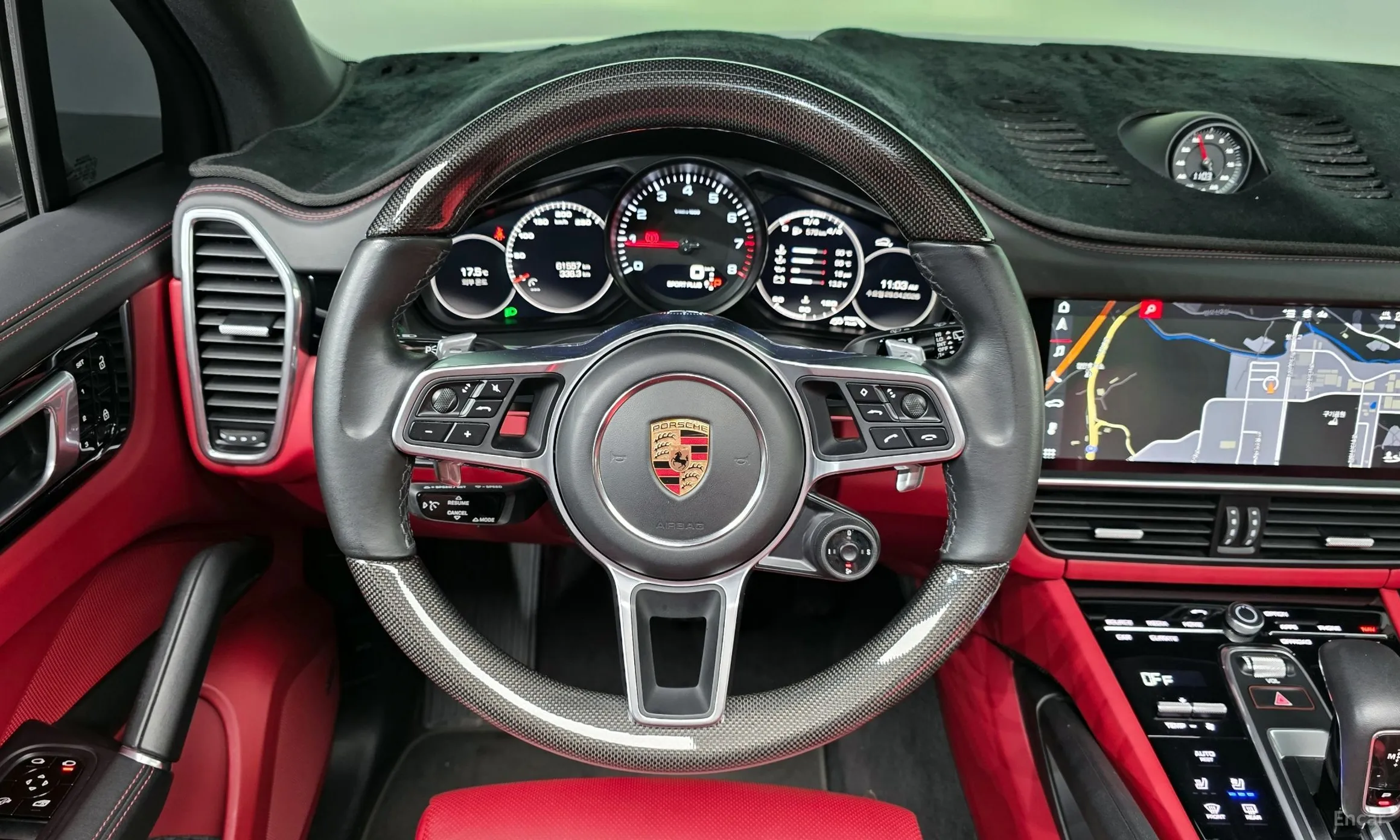 Porsche Cayenne (PO536) превью 13