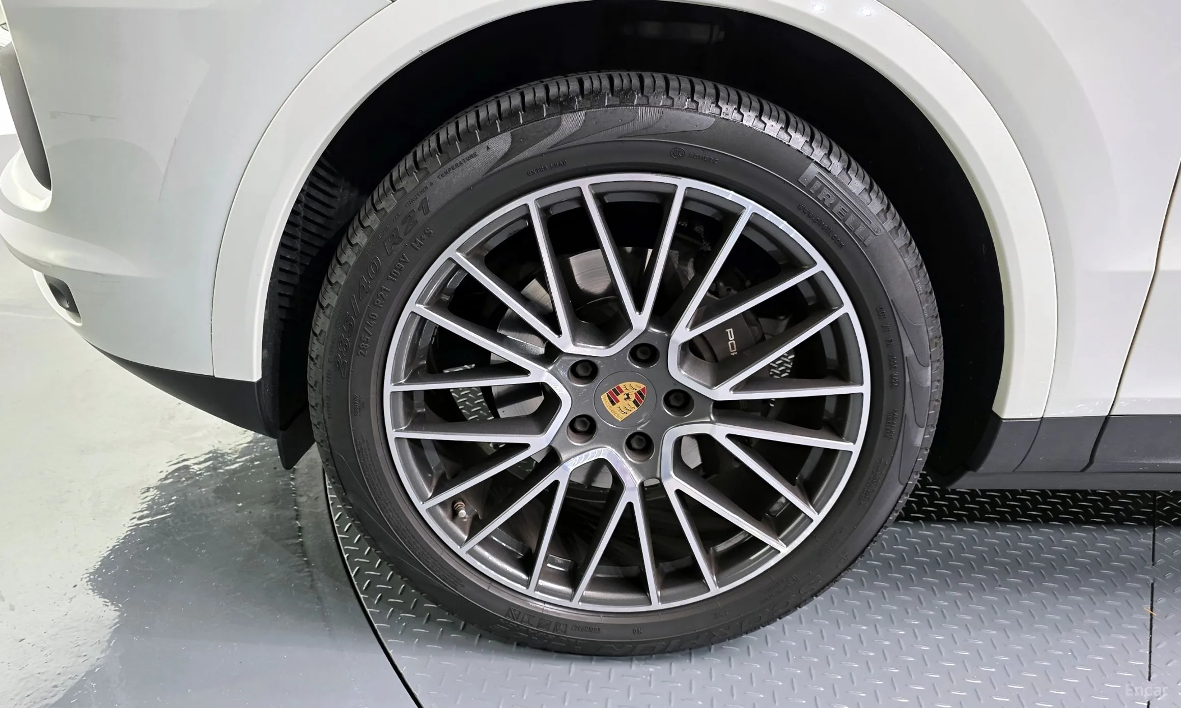 Porsche Cayenne (PO536) превью 5