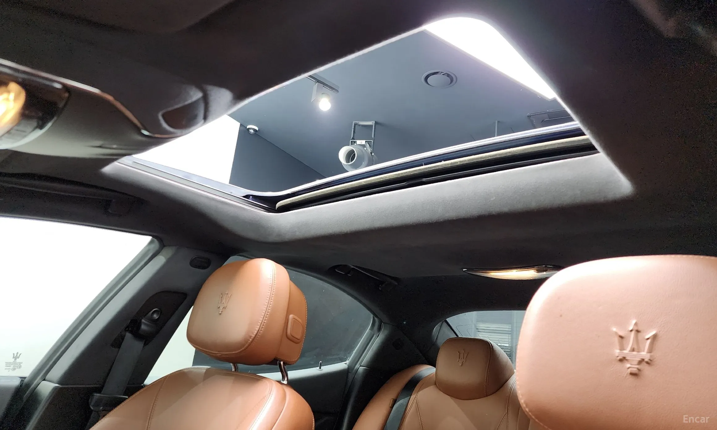 Maserati Ghibli превью 17