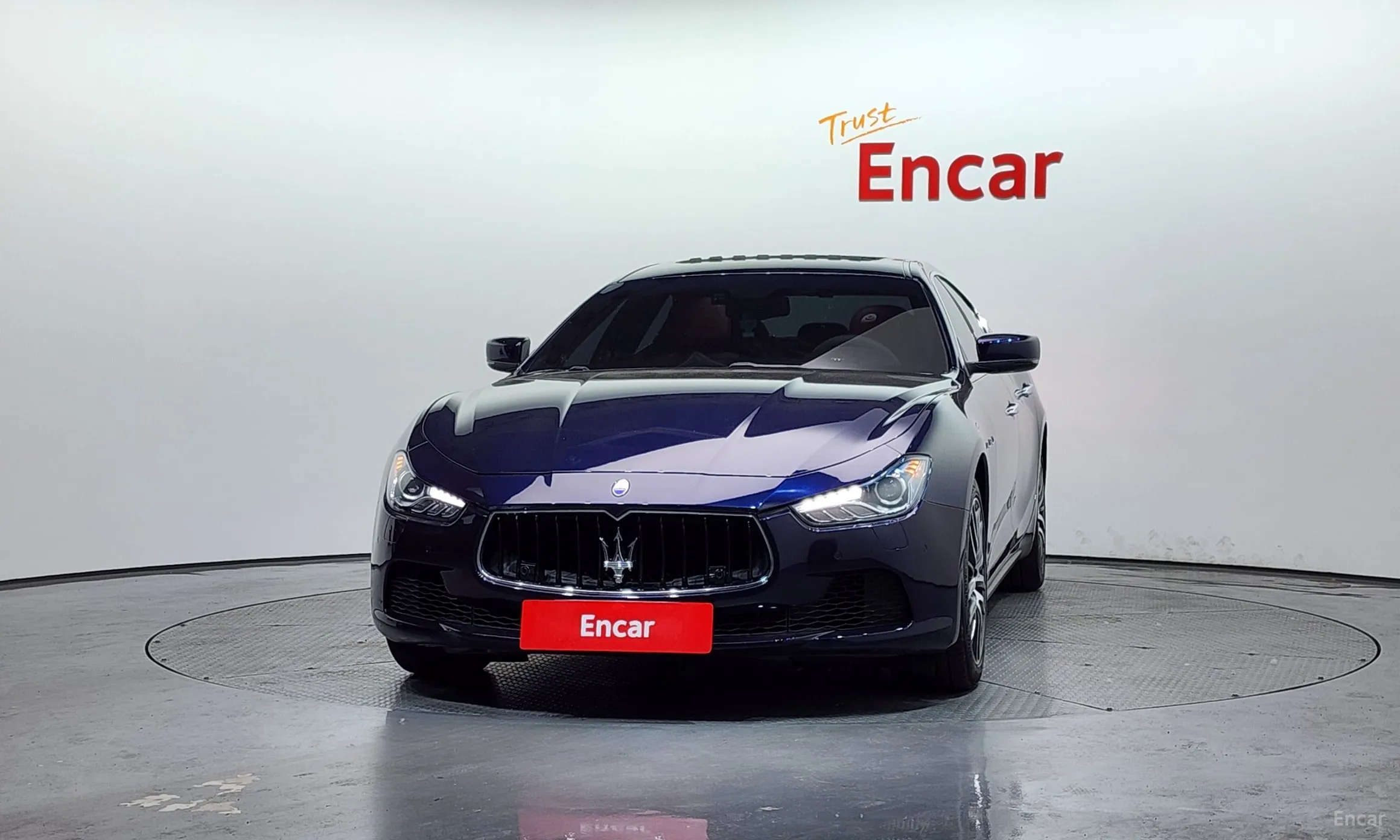 Maserati Ghibli превью 3
