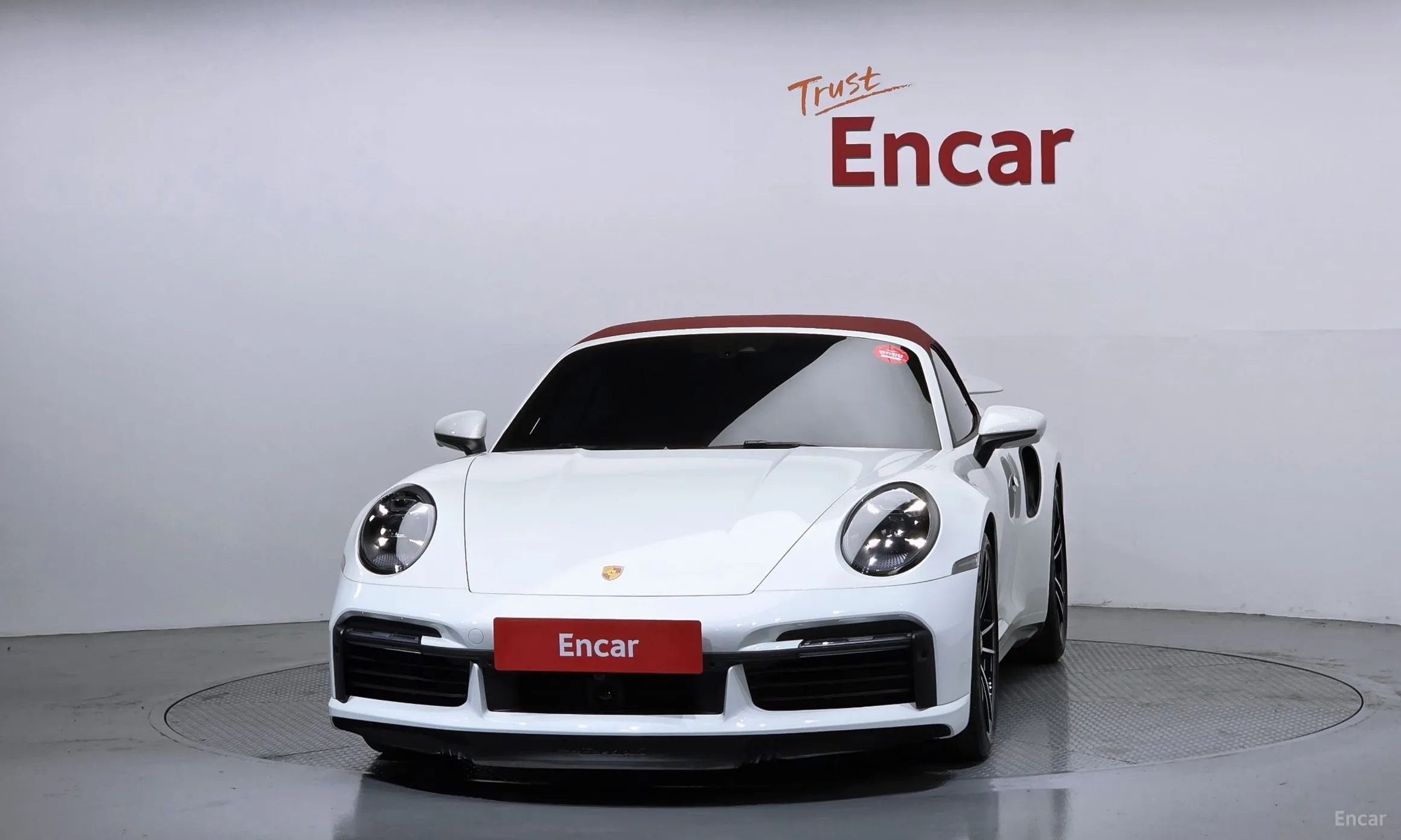 Porsche 911 (992) превью 3
