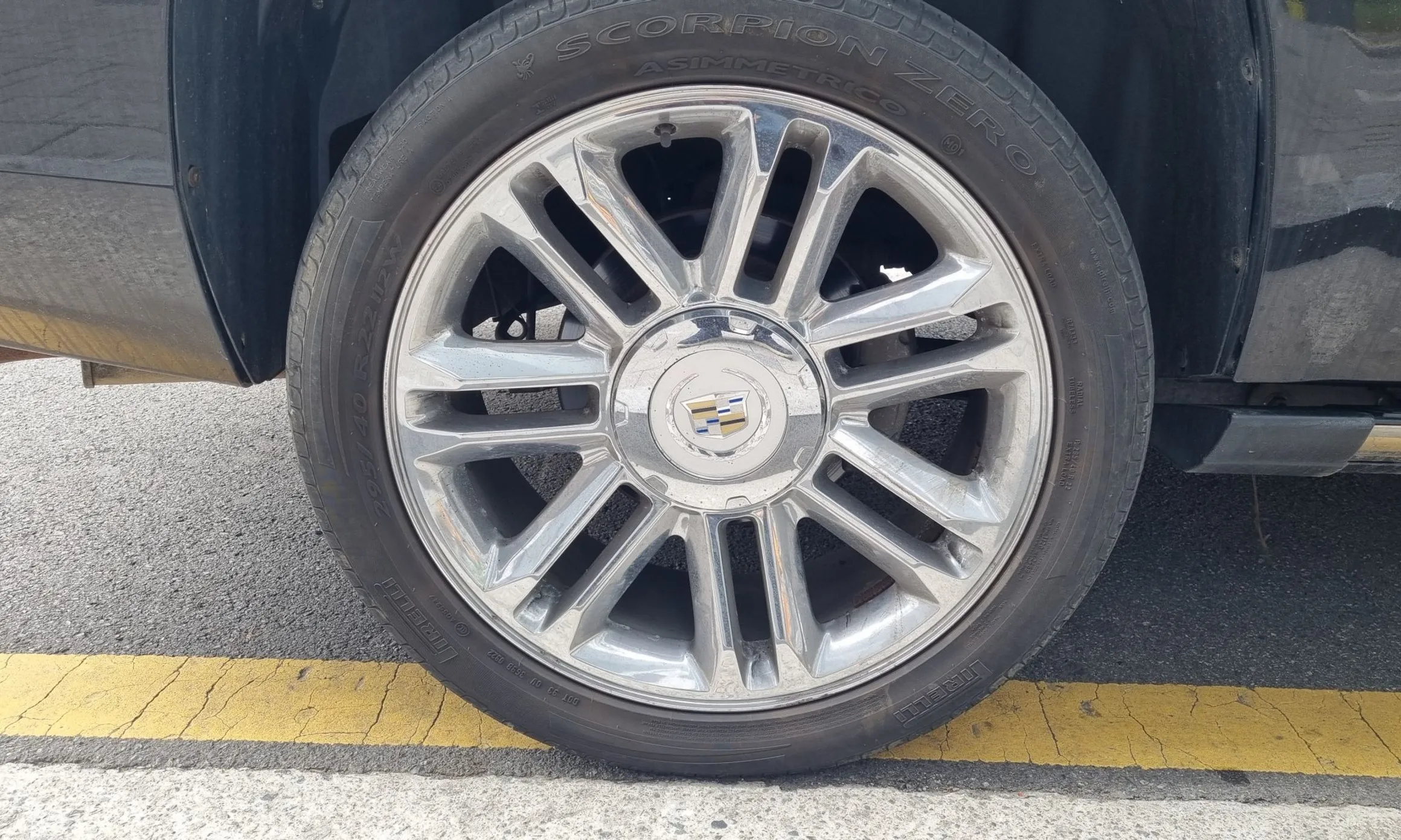 Cadillac Escalade превью 5
