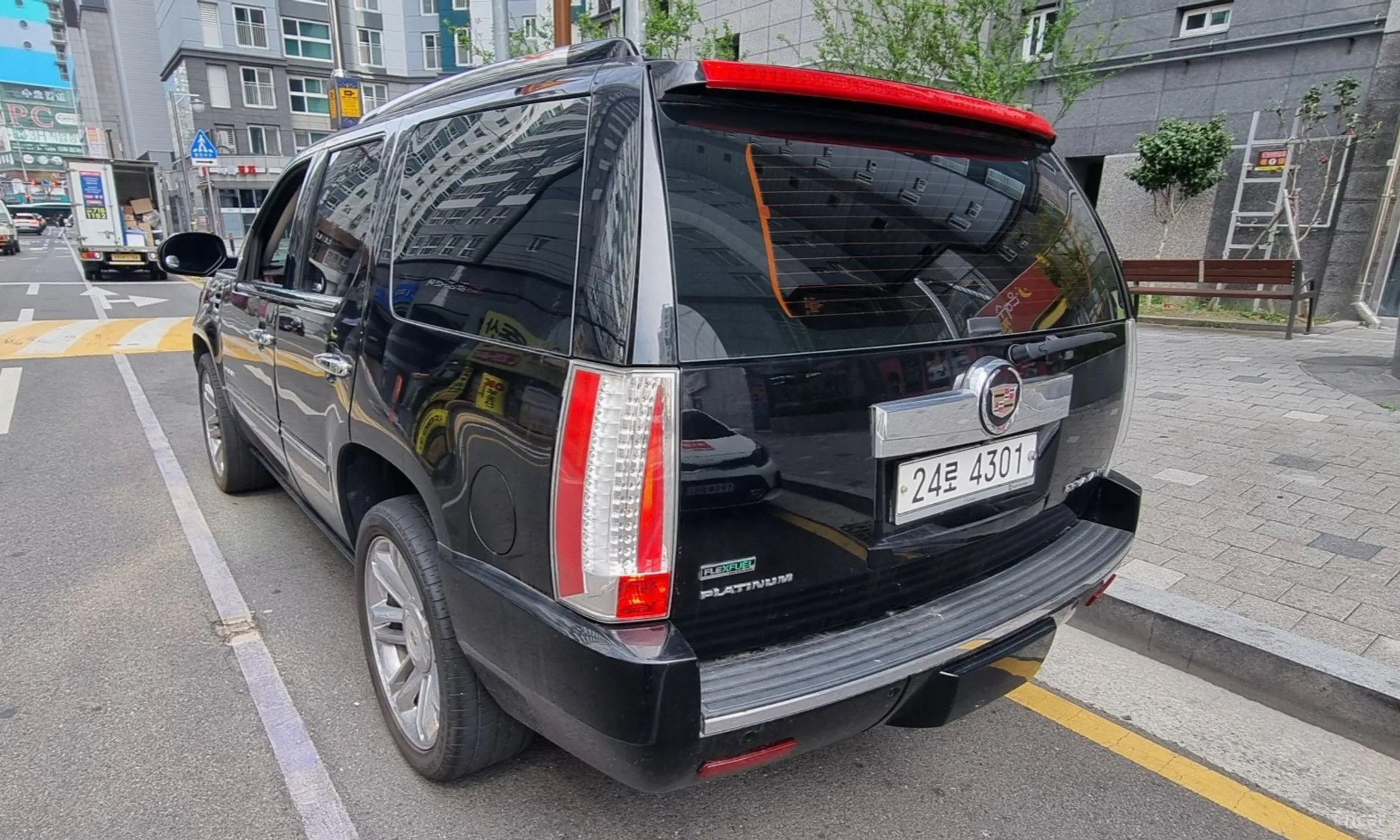 Cadillac Escalade превью 7
